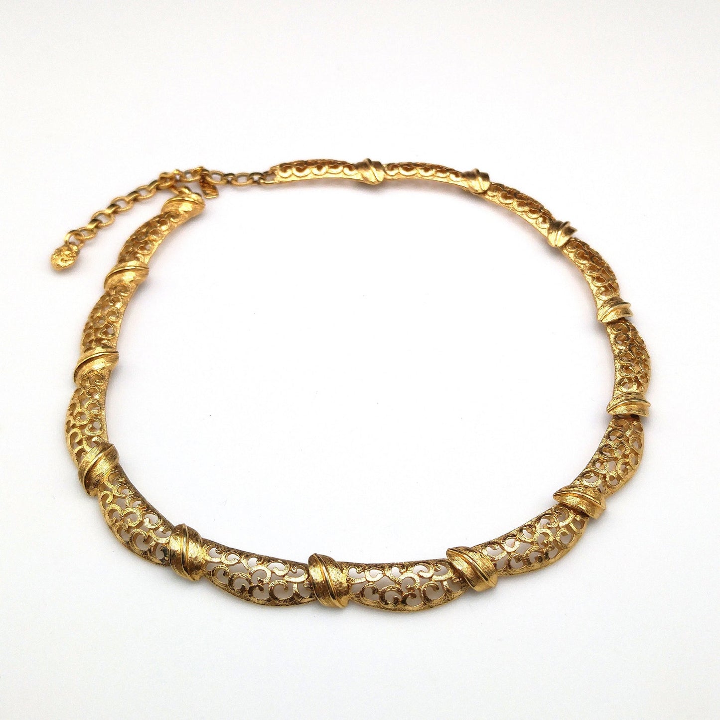 Monet Lacy Link Choker Necklace, Gold Plated, 1960s Vintage Jewelry