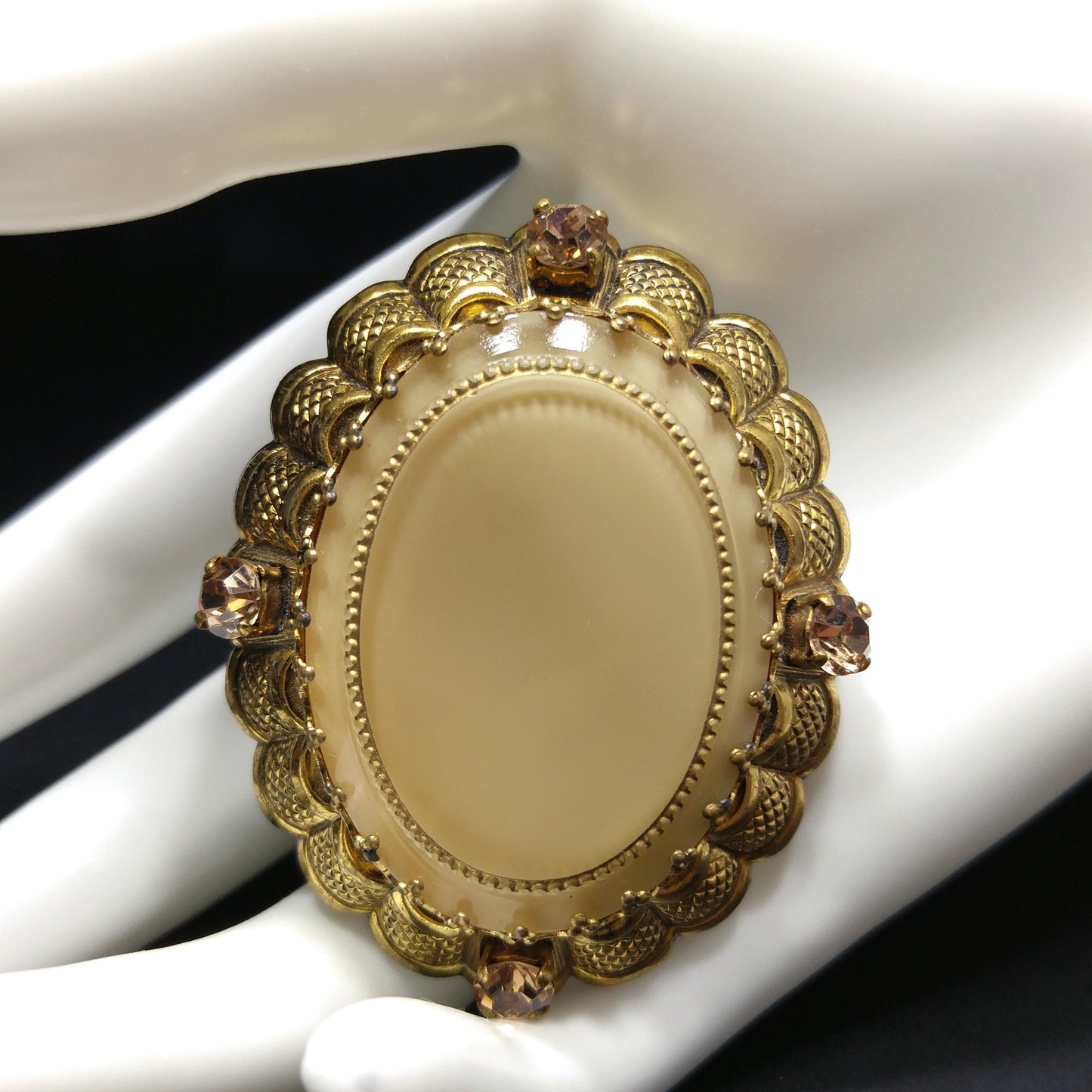 West Germany Beige Art Glass Filigree Brooch, Scalloped Edges, Champagne Rhinestones, 1950s Vintage Jewelry