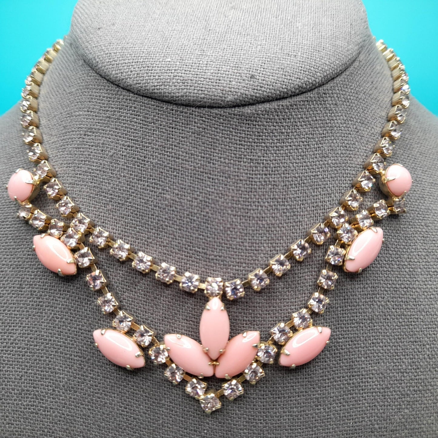 Vintage Pink Glass Rhinestone Jewelry Set: Choker Bracelet Screw-back Earrings, 1950s