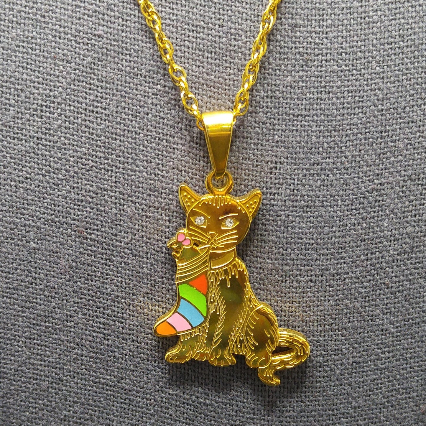 Vintage Christmas Cat Jewelry Set – Pendant Necklace & Earrings, Holiday Gift