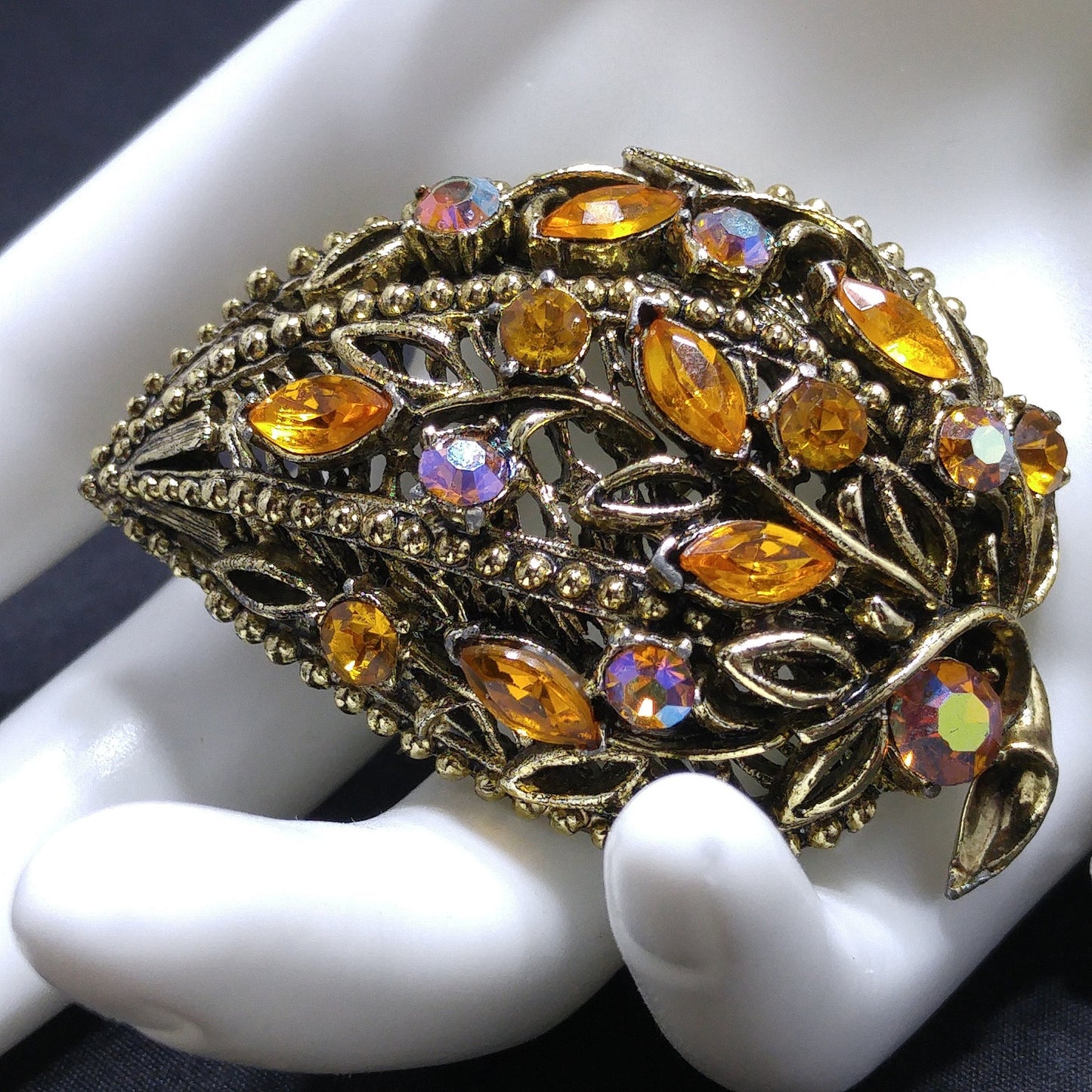 Light Topaz AB Rhinestone Leaves Brooch Earrings Set, 1970s Vintage Jewelry