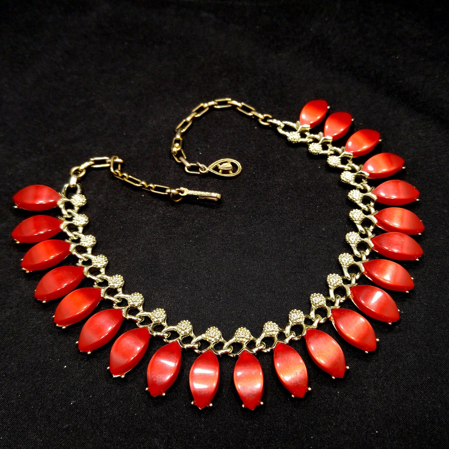 Pakula Red Moonglow Choker Necklace, Lucite Pendants, 1950s Vintage Jewelry