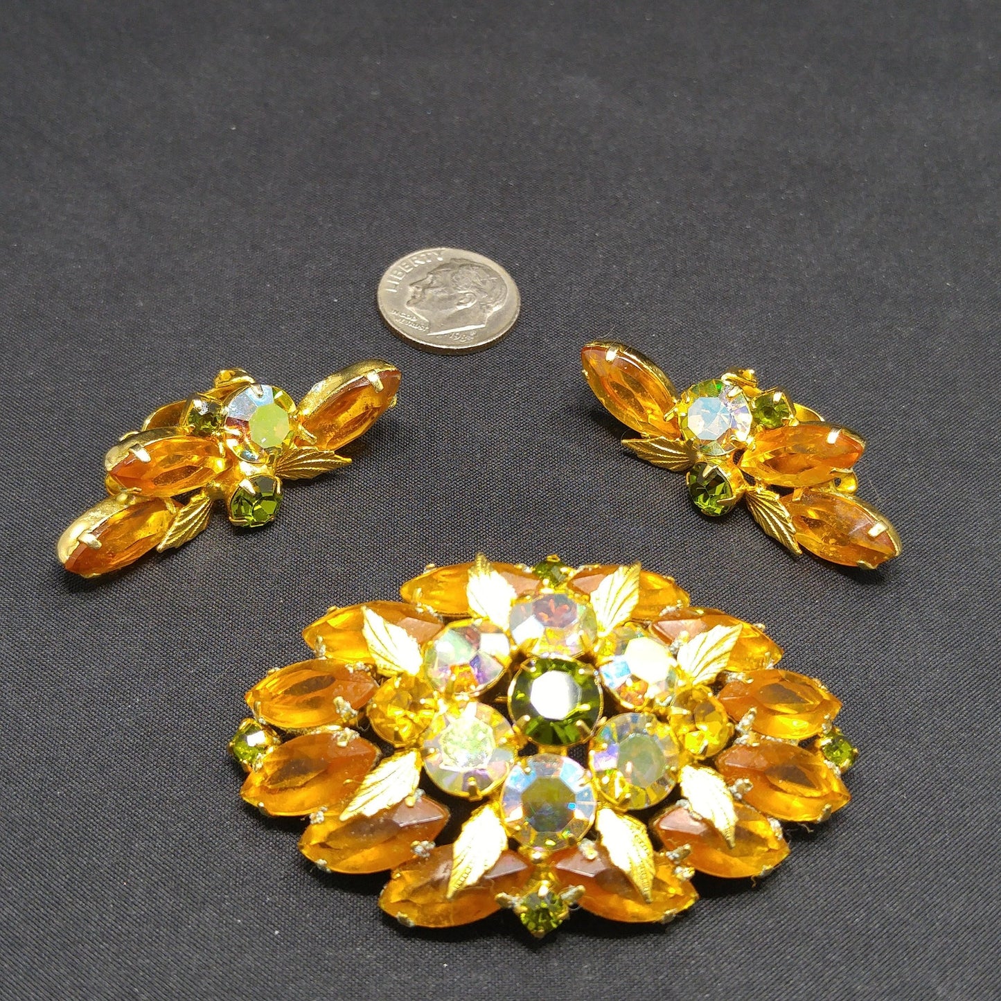 Light Topaz Green Rhinestone Brooch Earrings Set, Gold Plated, 1960s Vintage Jewelry