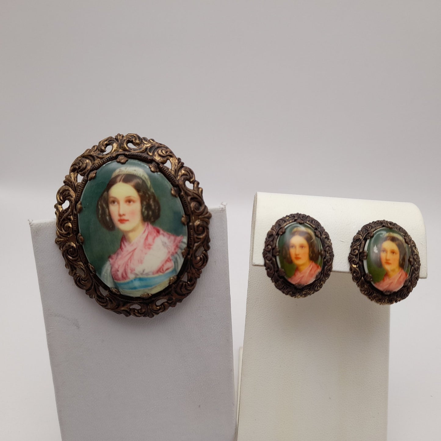 Western Germany Vintage Brooch Earrings Set Portrait Transfer on Glass Gold Tone
