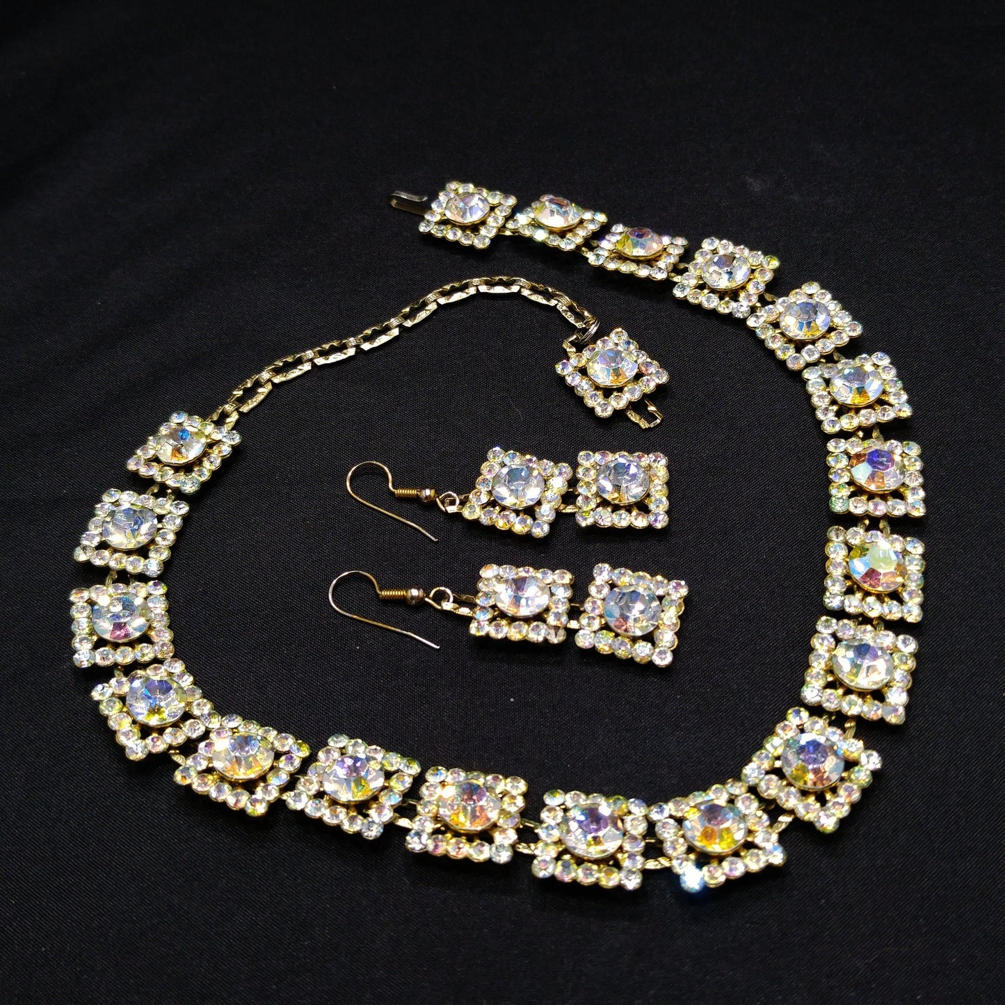 Vintage 1960s Aurora Borealis Rhinestone Necklace & Earrings Set – Square Links