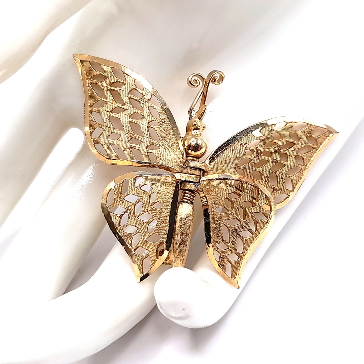 Vintage Gold Butterfly Brooch, Articulated Wings, Filigree Mid-Century Jewelry