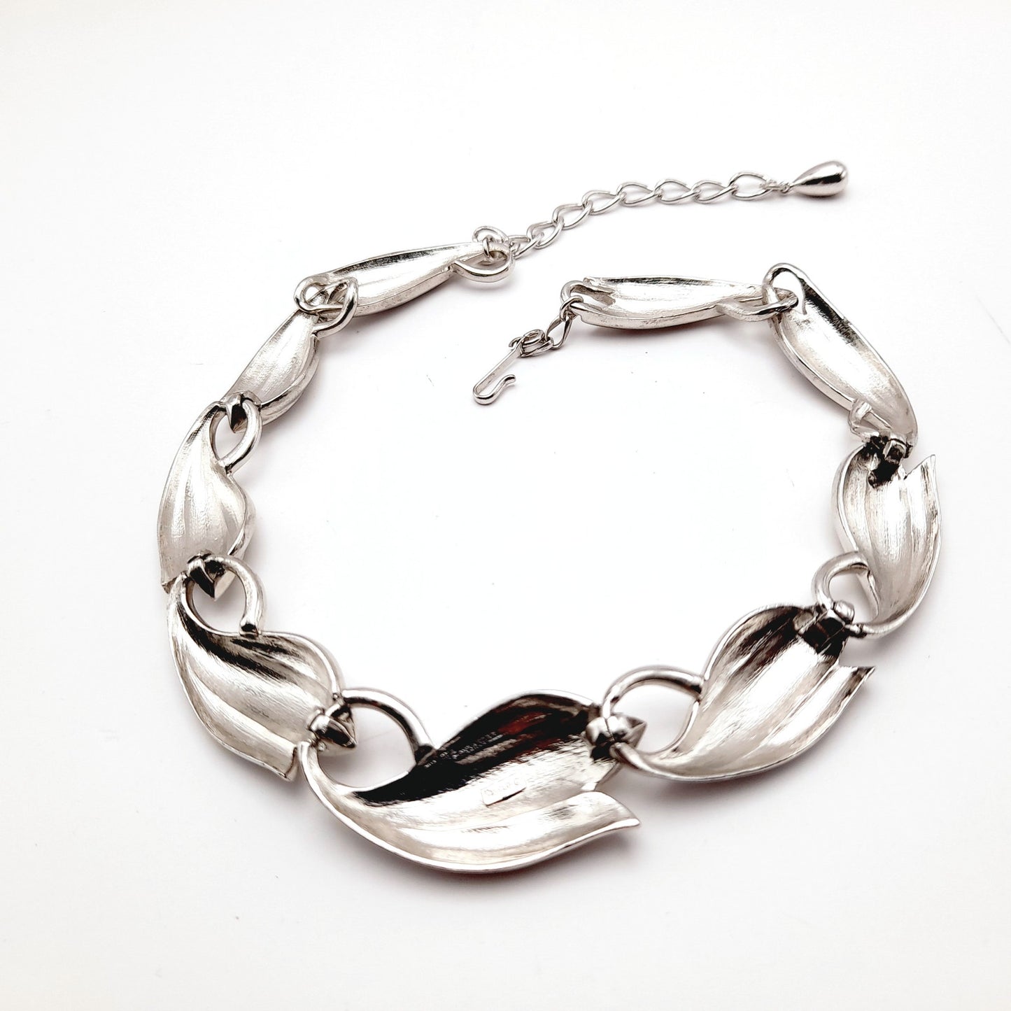 Crown Trifari Rhodium Plated Leaves Vintage Choker Necklace