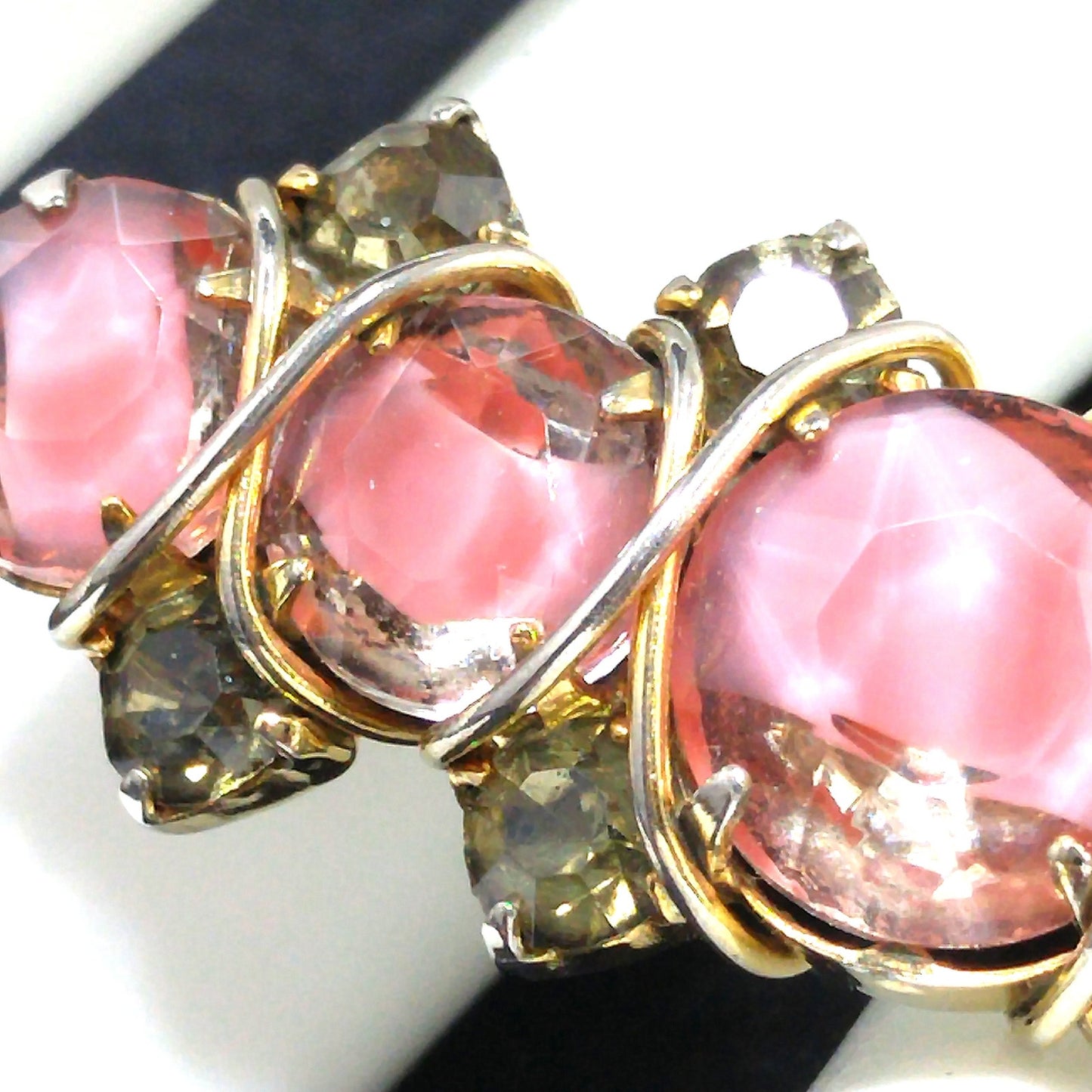 Hattie Carnegie Pink Art Glass Brooch, Gold Plated, Wire Wrapped, 1960s Vintage Jewelry
