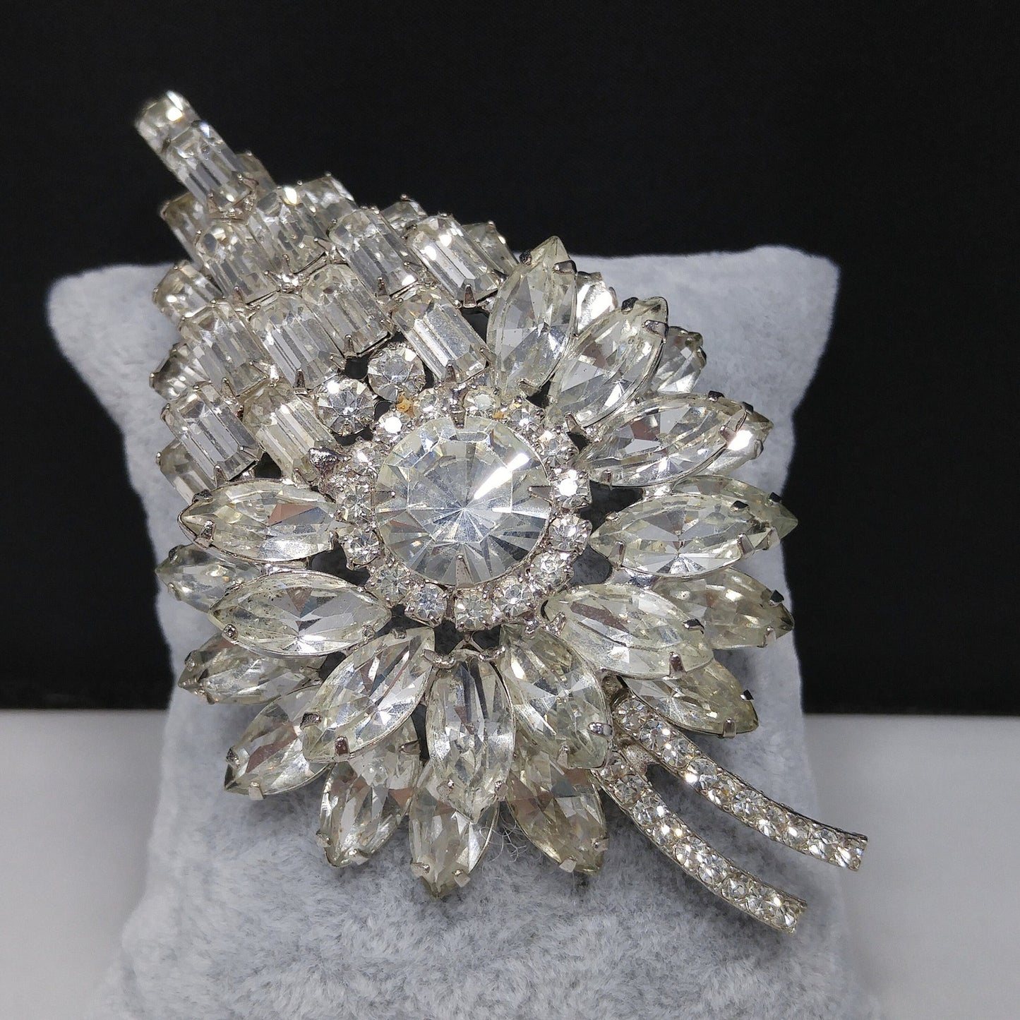 Juliana Heirloom Large Clear Rhinestone Brooch, D & E Jewelry, Rhodium Plated, Wedding