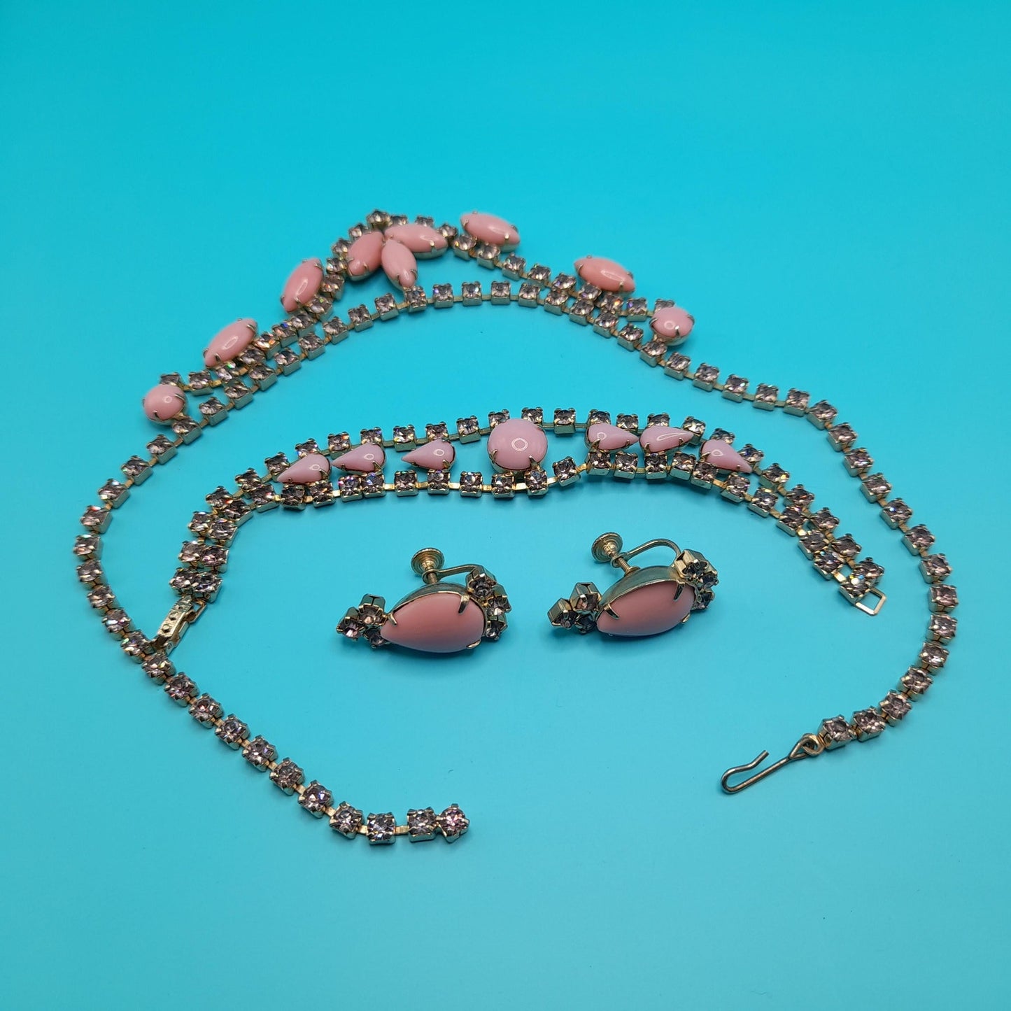 Vintage Pink Glass Rhinestone Jewelry Set: Choker Bracelet Screw-back Earrings, 1950s