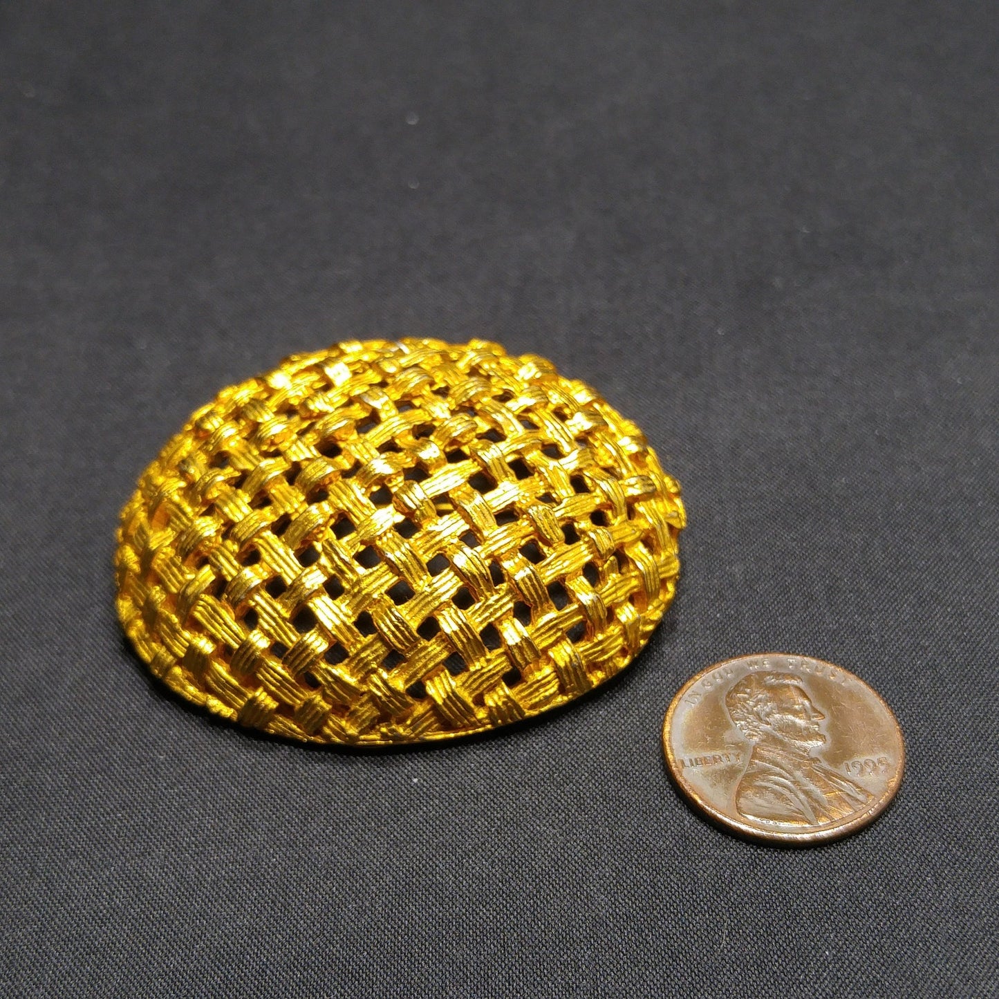 Hattie Carnegie Basket Weave Brooch, Designer Signed, 1950s Vintage Jewelry