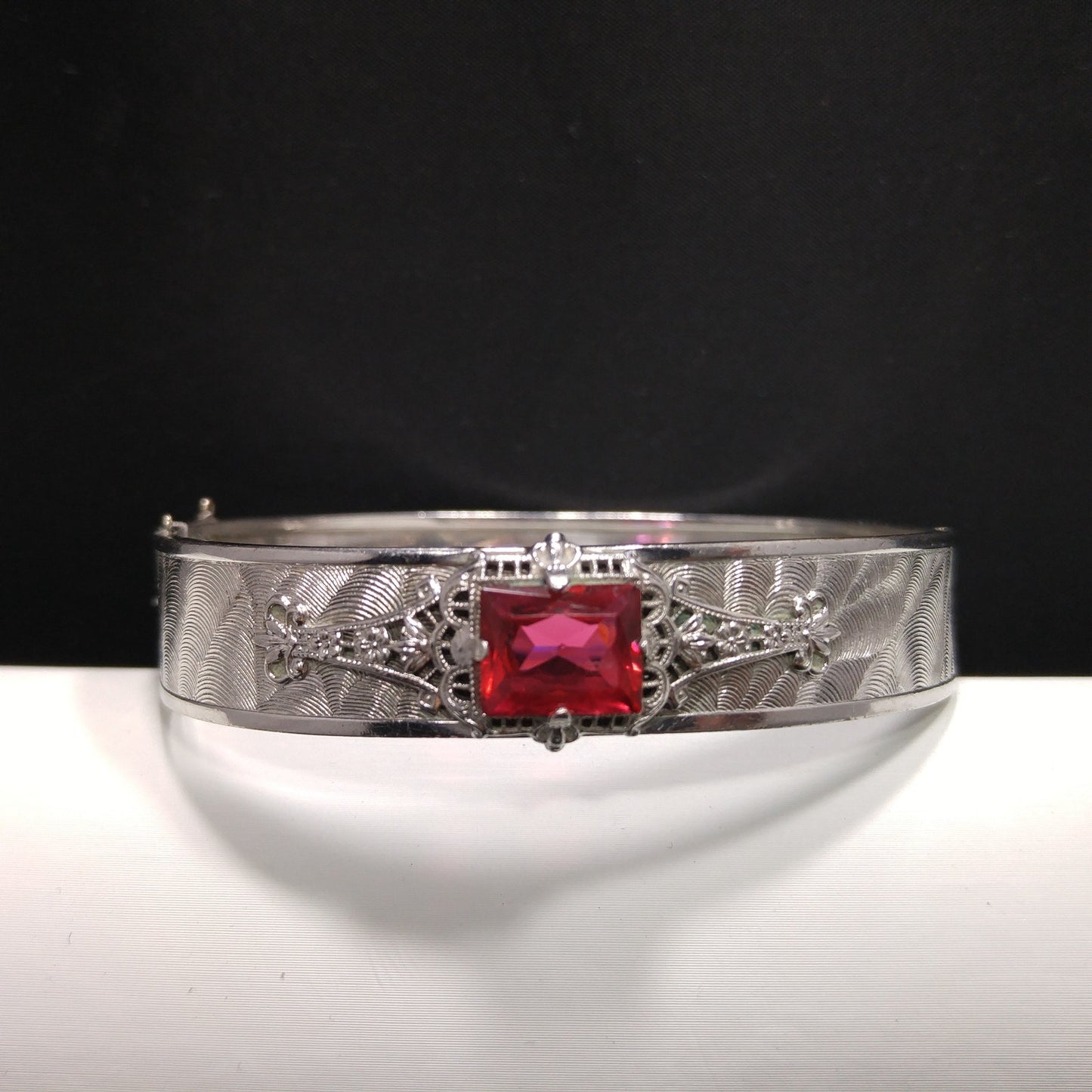 Emerald Cut Red Rhinestone Hinged Bracelet, Silver Tone, 1970s Vintage Jewelry