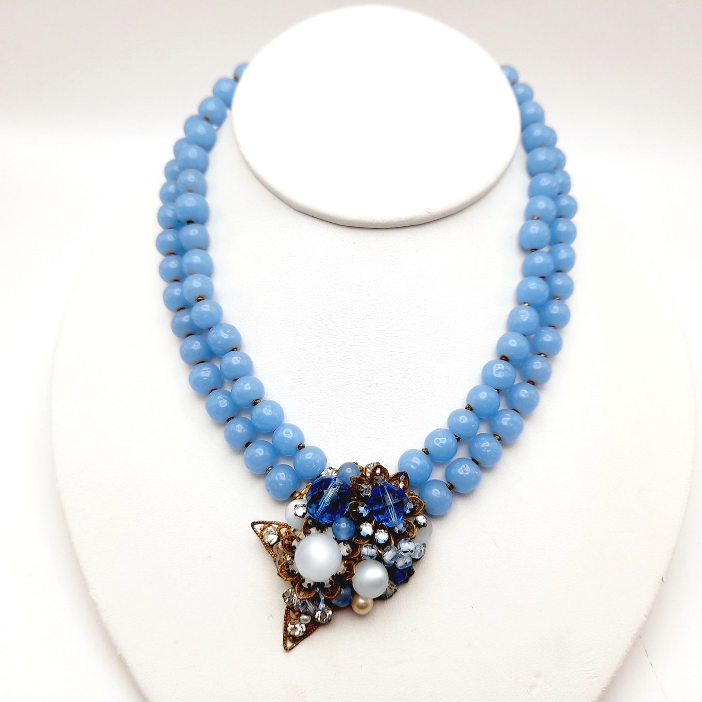 Vintage 1940s Unsigned Hattie Carnegie Style Blue Glass Necklace