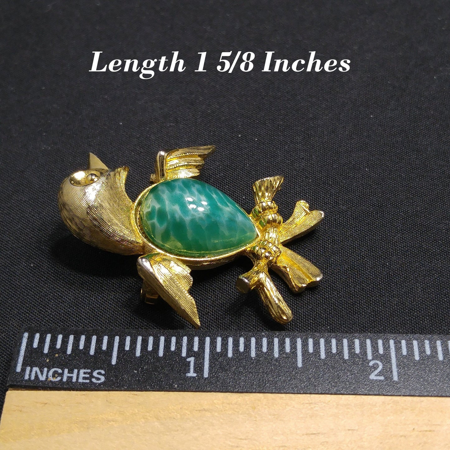 Hattie Carnegie Peking Glass Bird Brooch, 1960s Vintage Jewelry
