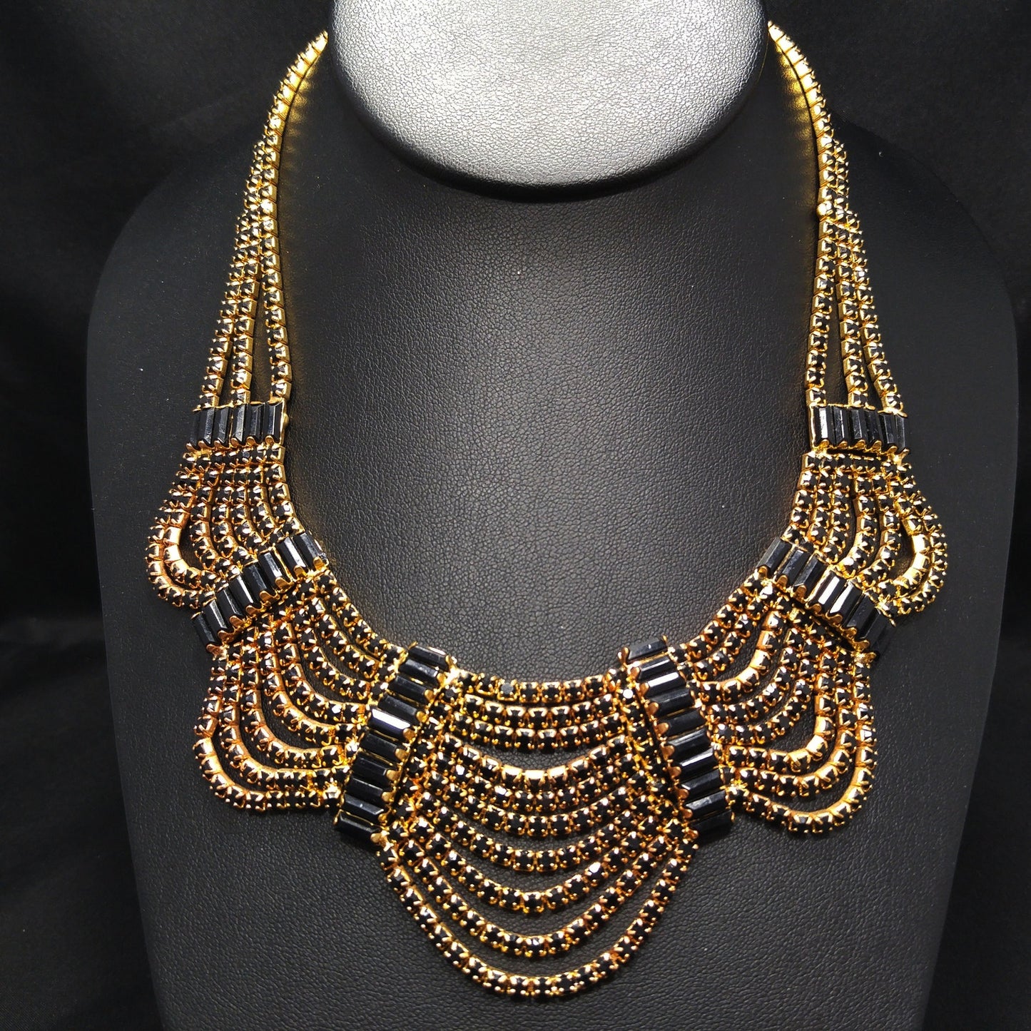 Black Rhinestone Festoon Necklace, Gold Plated, 1950s Vintage Jewelry