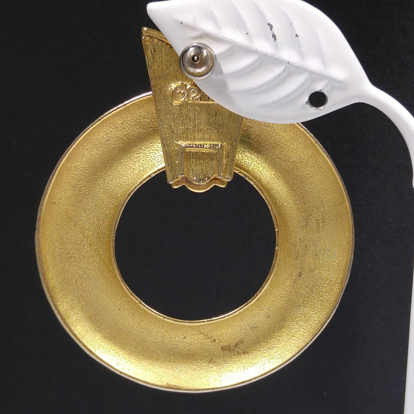 Edwin Pearl Large Runway Post Earrings, Hammered Gold Plate, 1980s Vintage Jewelry