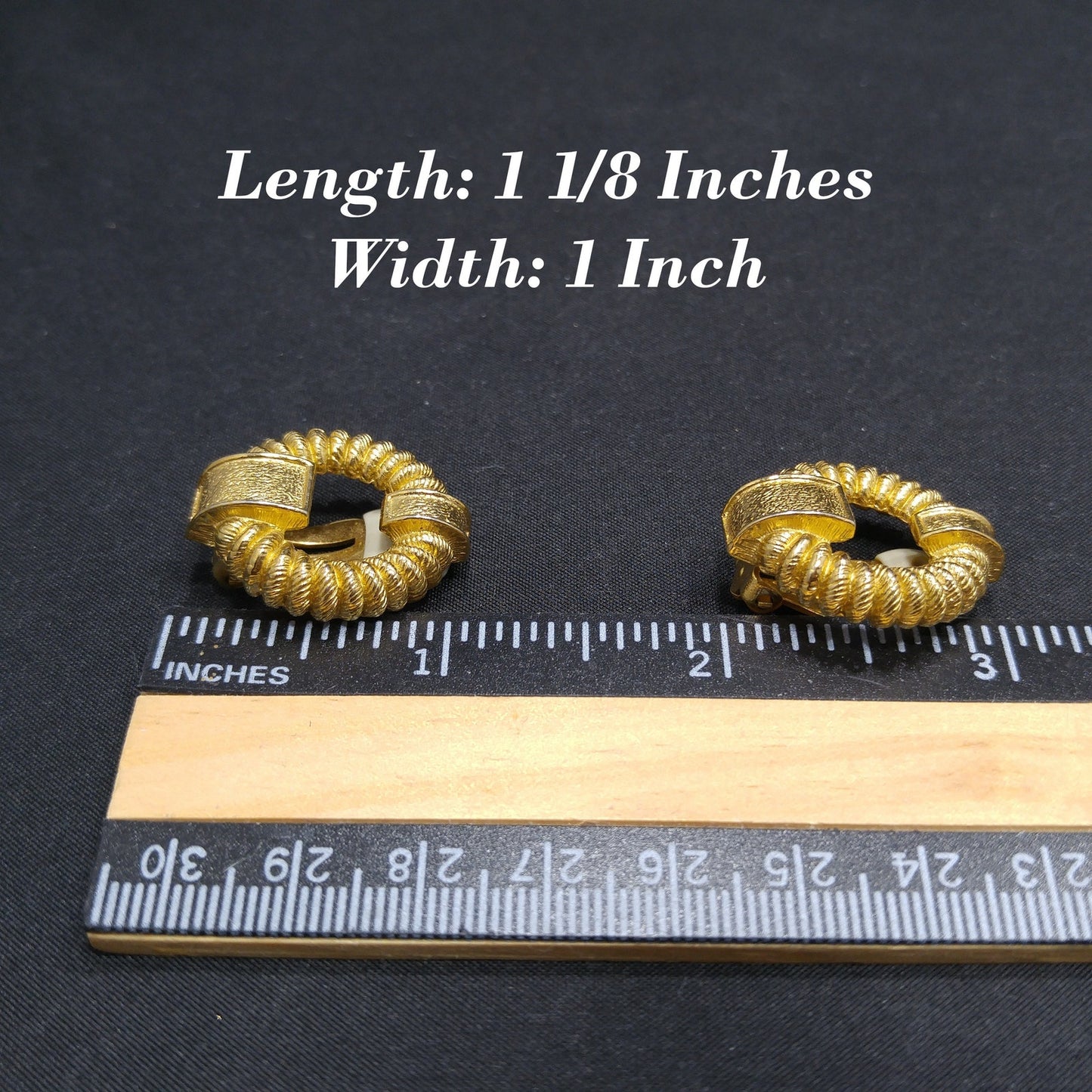 Ciner Open Center Round Clip Earrings, Gold Plated, 1980s Vintage Jewelry