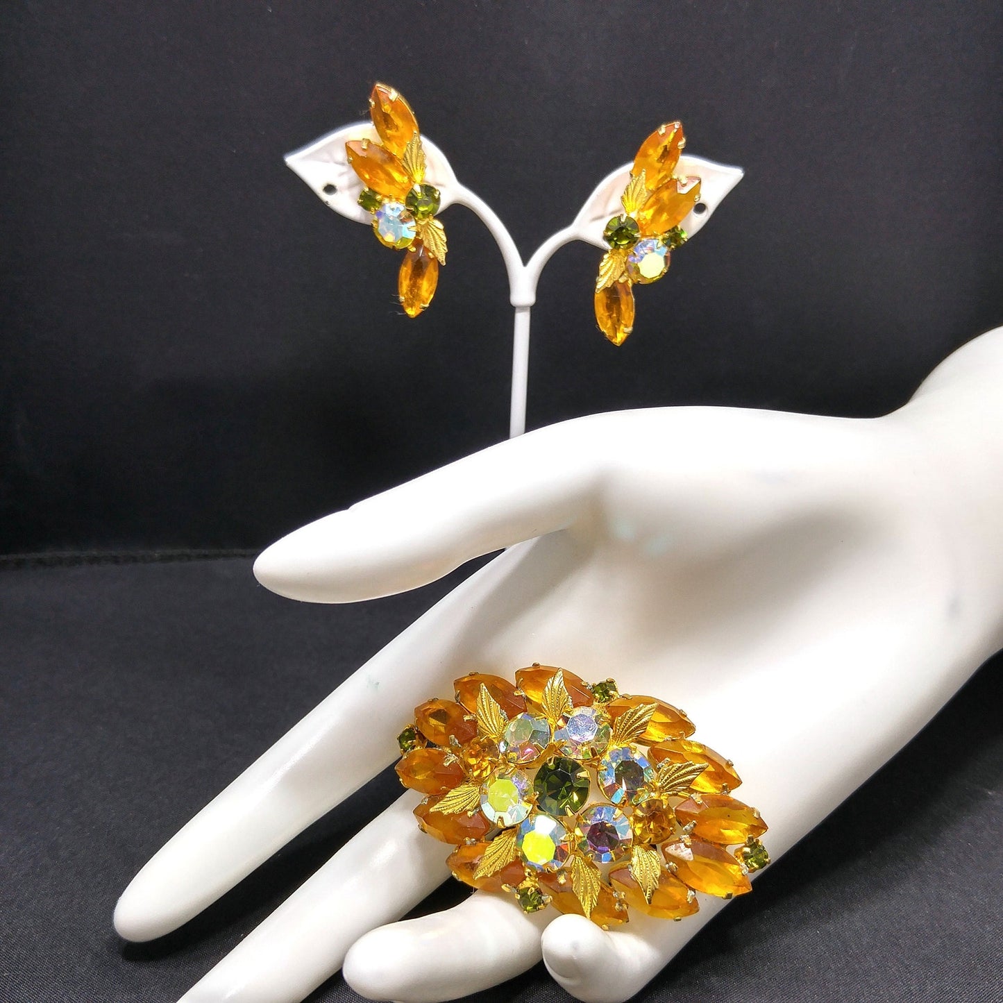 Light Topaz Green Rhinestone Brooch Earrings Set, Gold Plated, 1960s Vintage Jewelry