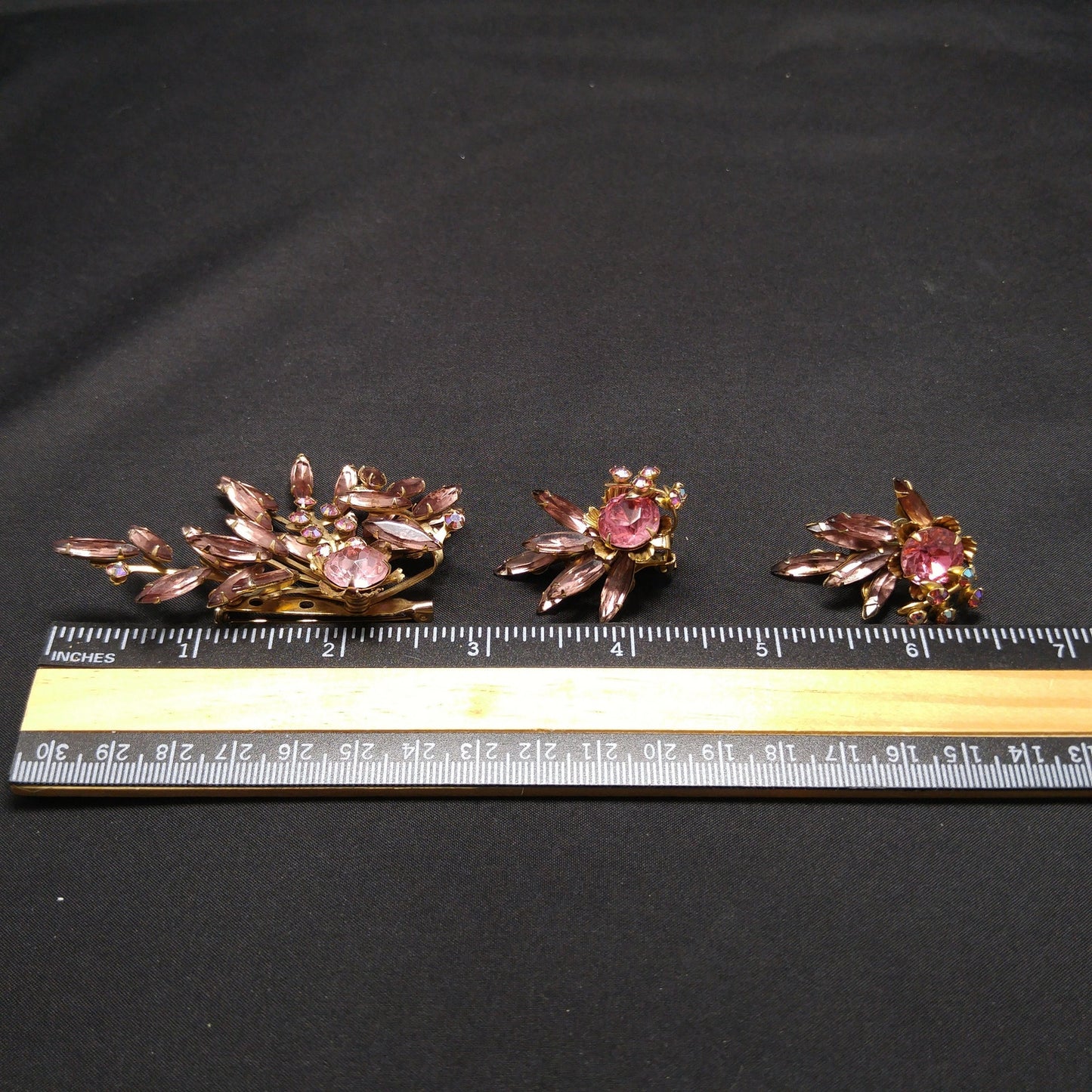 Pink Lavender Rhinestone Brooch Earrings, Riveted Design, 1950s Vintage Jewelry