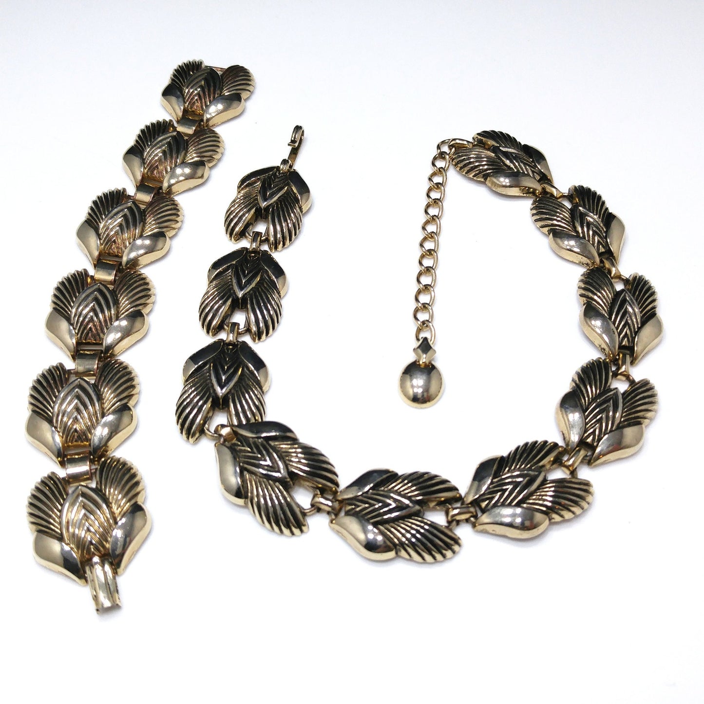 Vintage 1960s Gold Tone Leaf Link Necklace Bracelet Set Mid Century Unsigned