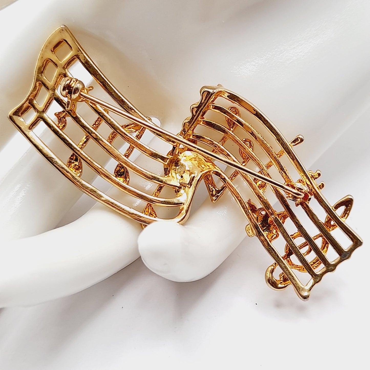 Vintage Musical Notes Brooch Gold Tone Music Staff Pin with Rhinestones – 2.75”