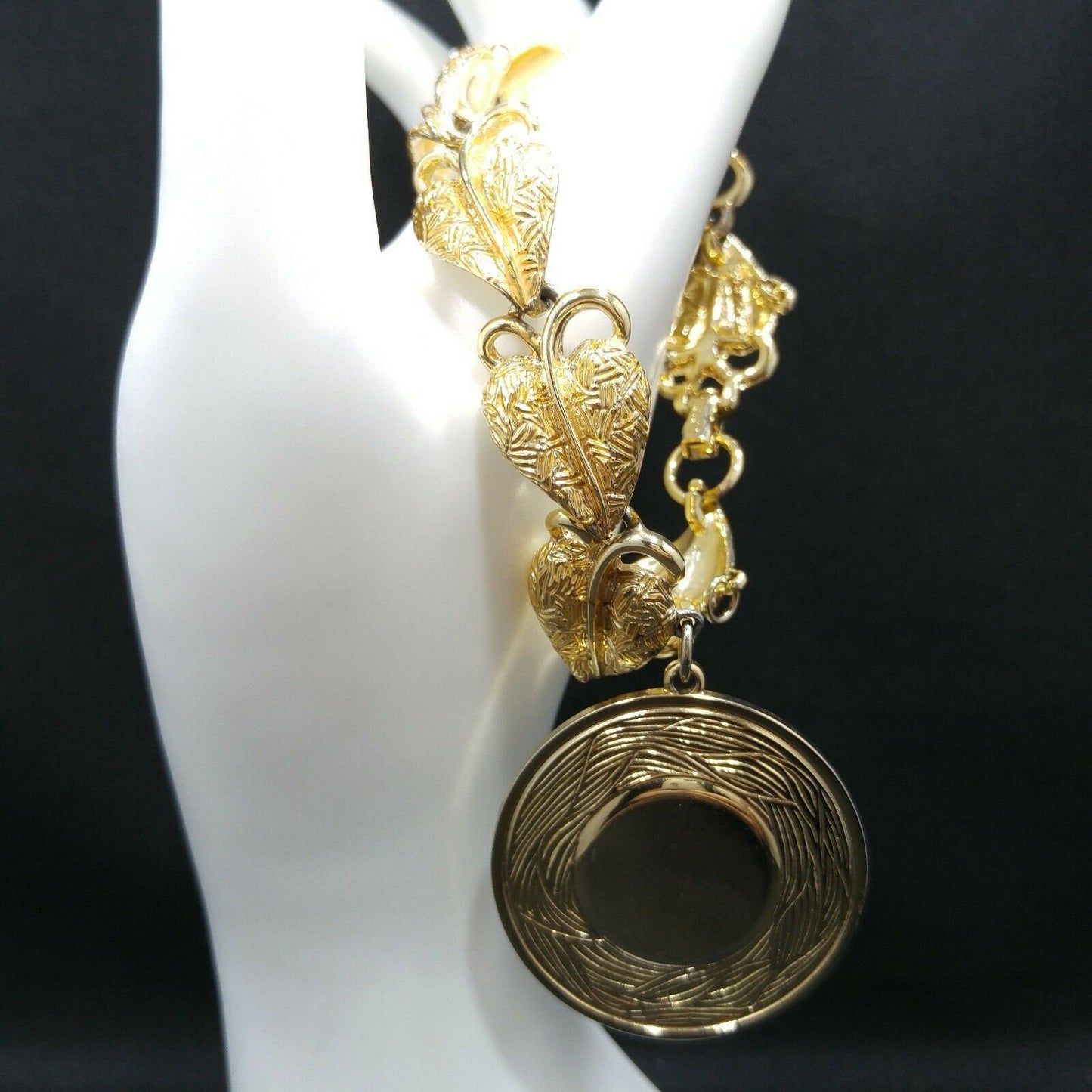 Coro Pegasus Heart Leaf Bracelet, Engravable Charm, Gold Plated, 1950s Vintage Jewelry