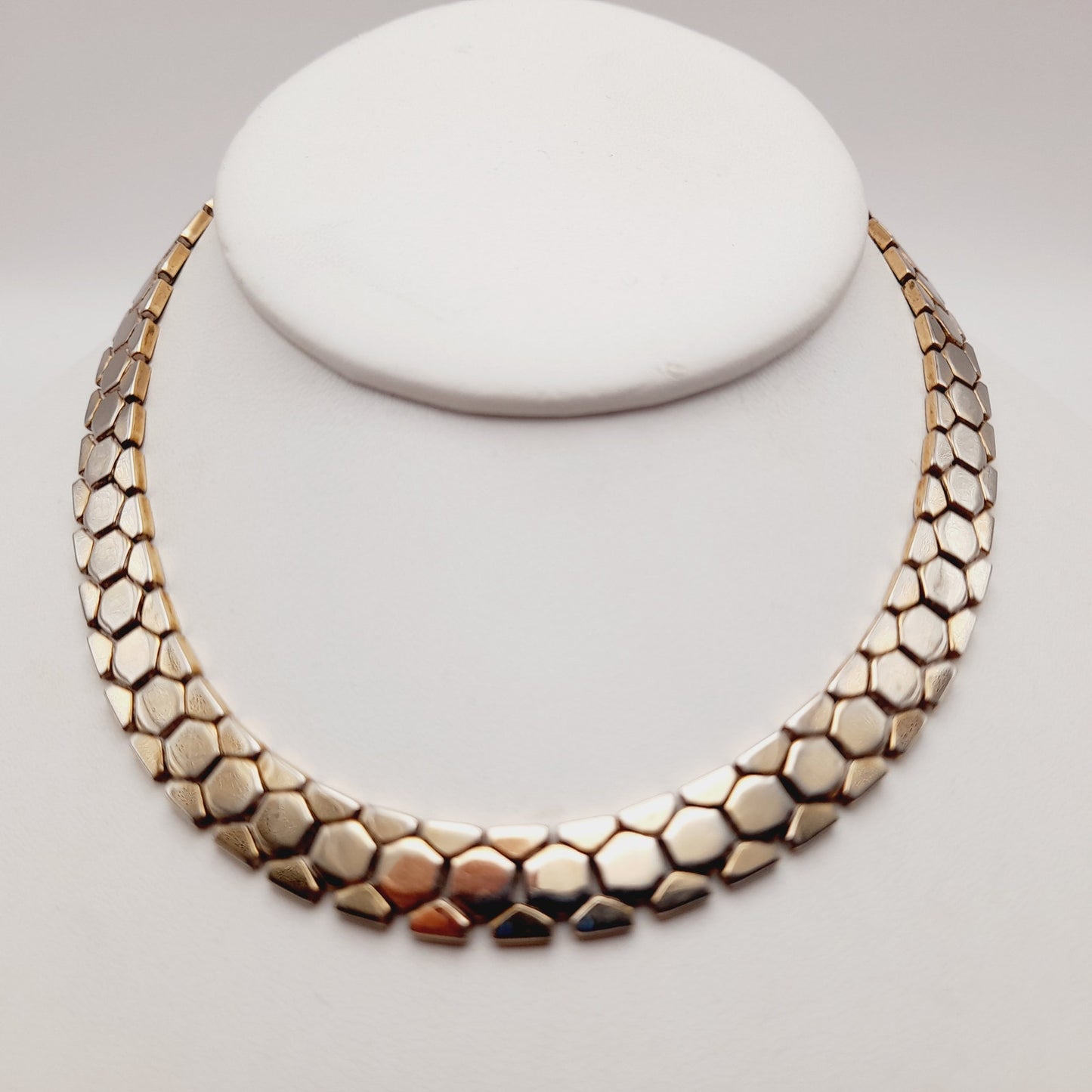 Vintage 1940s Crown Trifari Alfred Philippe Honeycomb 14 Inch Choker Necklace