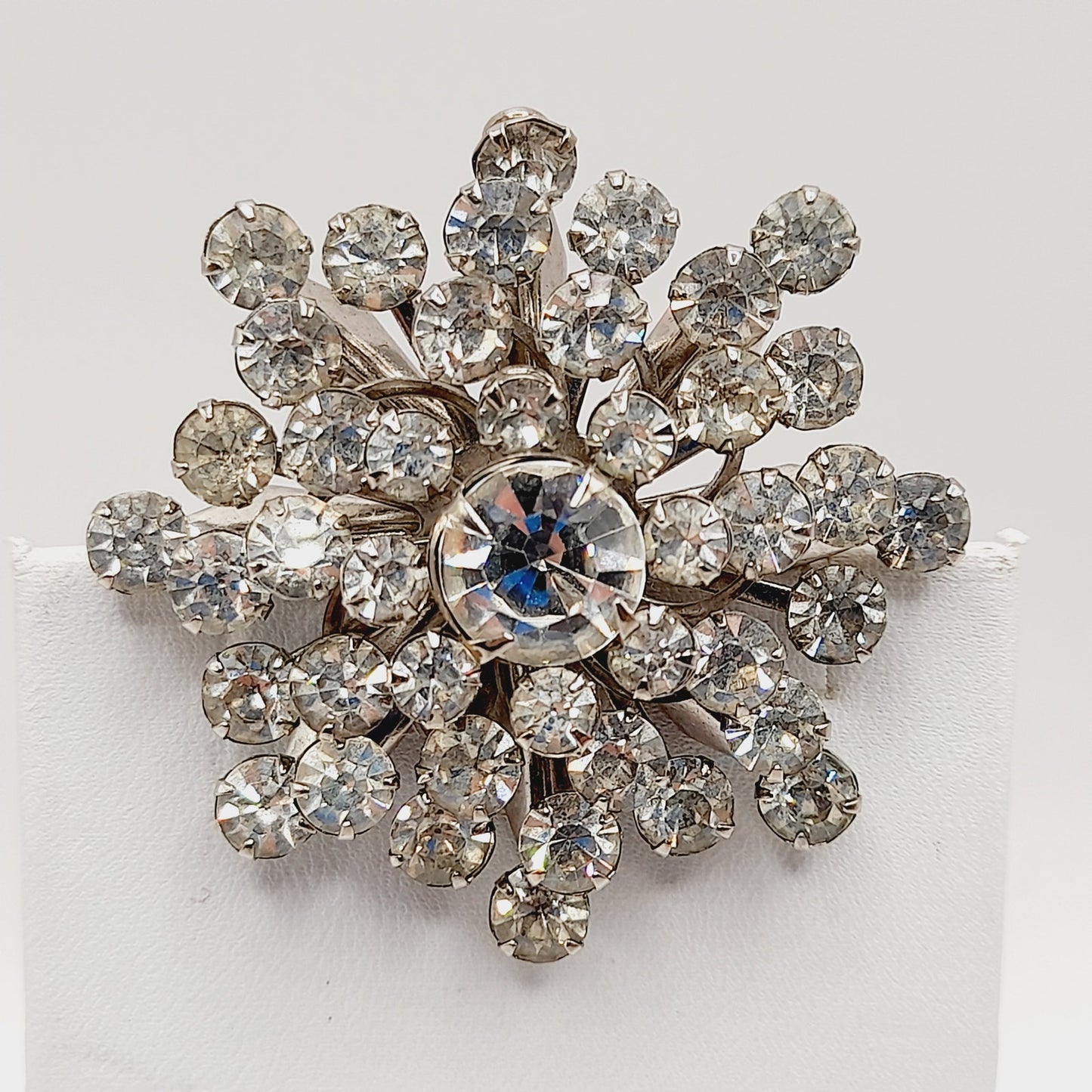 Vintage 1950s Clear Rhinestone Snowflake Wedding Brooch – Mid-Century Bridal Pin