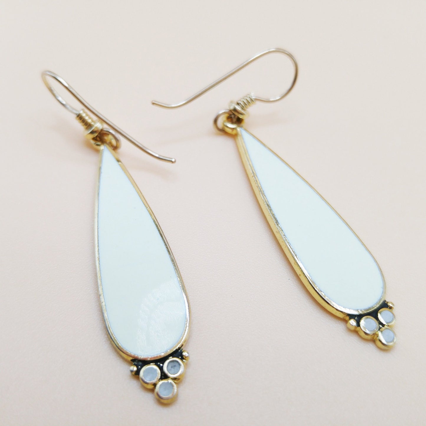 Laurel Burch Cream White Drop Earrings, Gold Plated, 1980s Vintage Jewelry