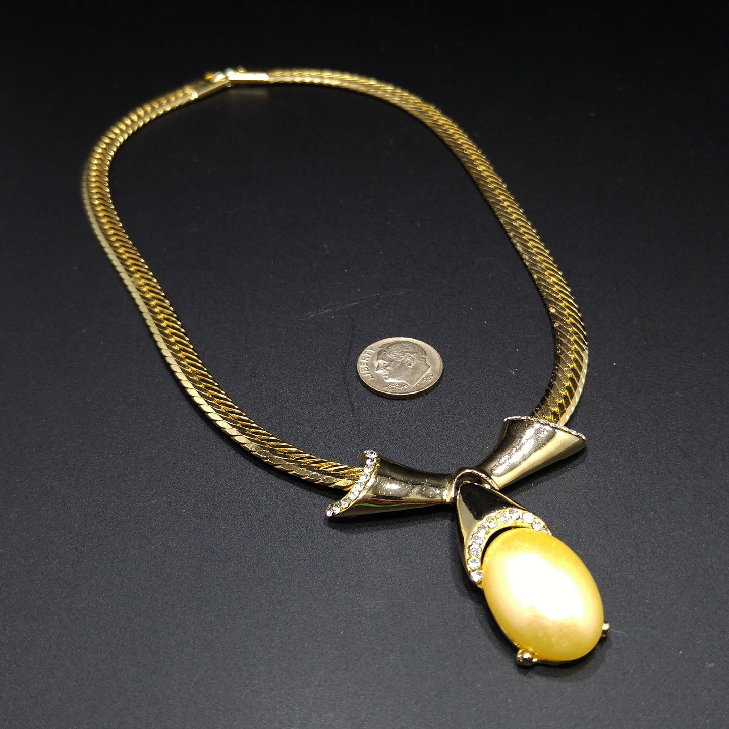 White Pearled Cabochon Pendant Necklace, Gold Plated Chain, 1980s Vintage Jewelry