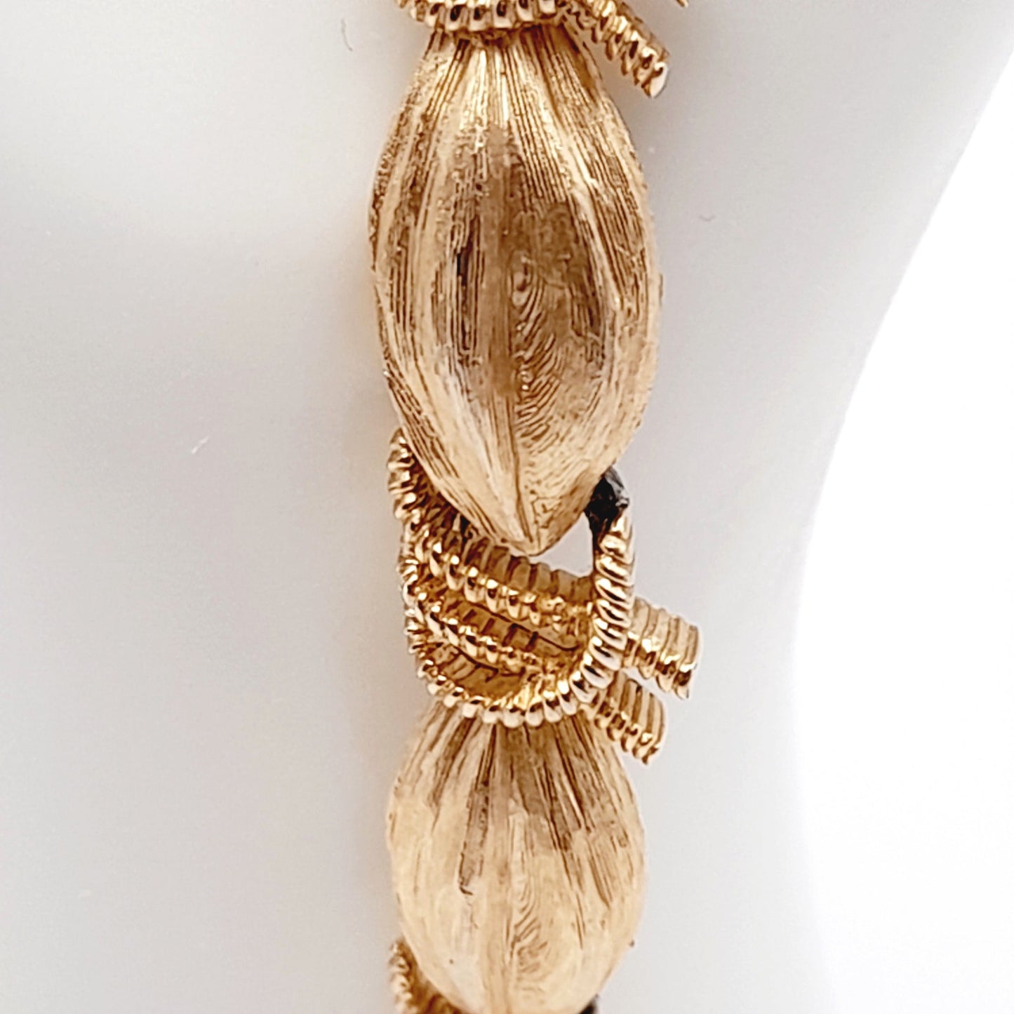 Vintage Crown Trifari Ribbon Gold Plated Bracelet, 7 1/8 Inches