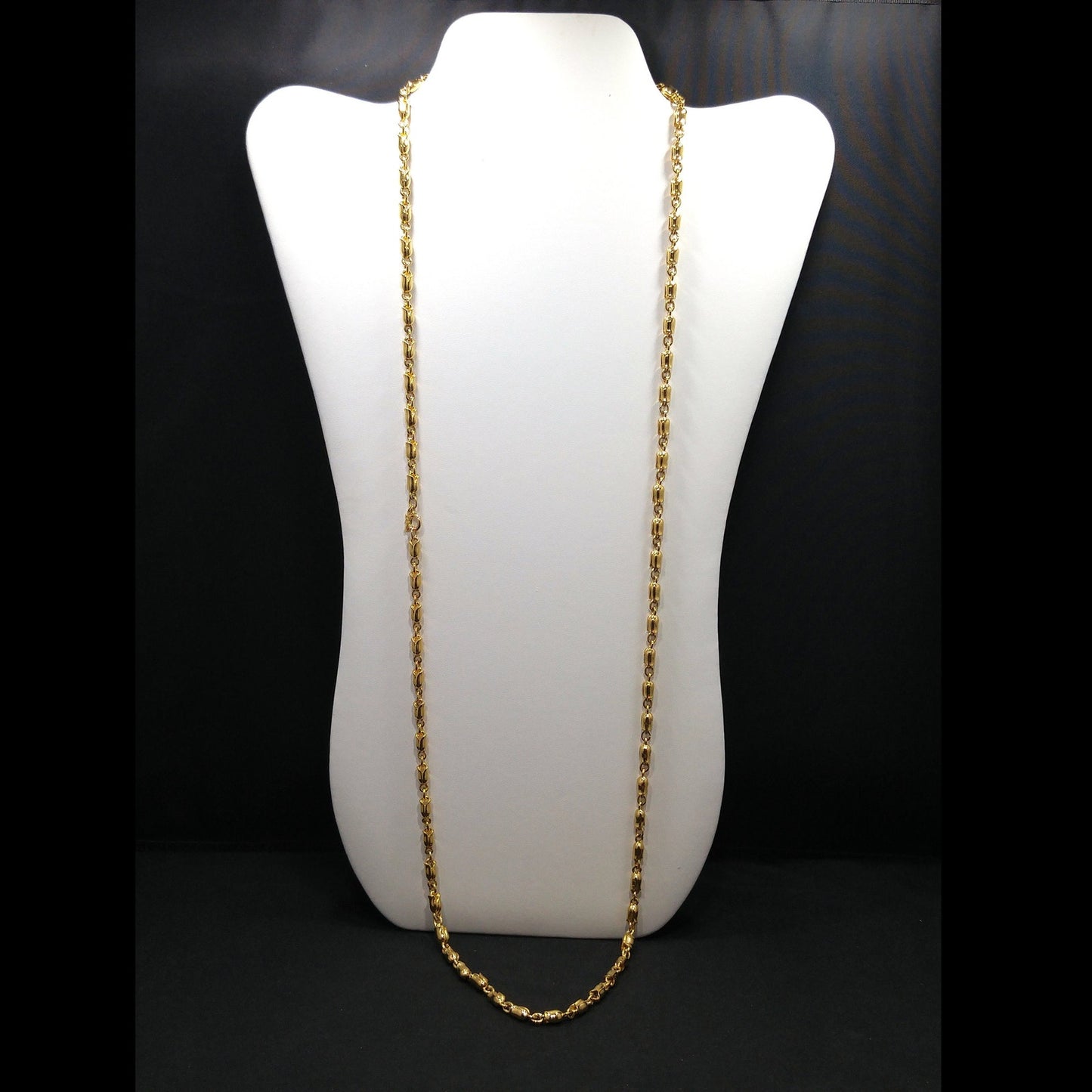Crown Trifari Rose Bud Chain Necklace, Gold Plated, 1960s Vintage Jewelry