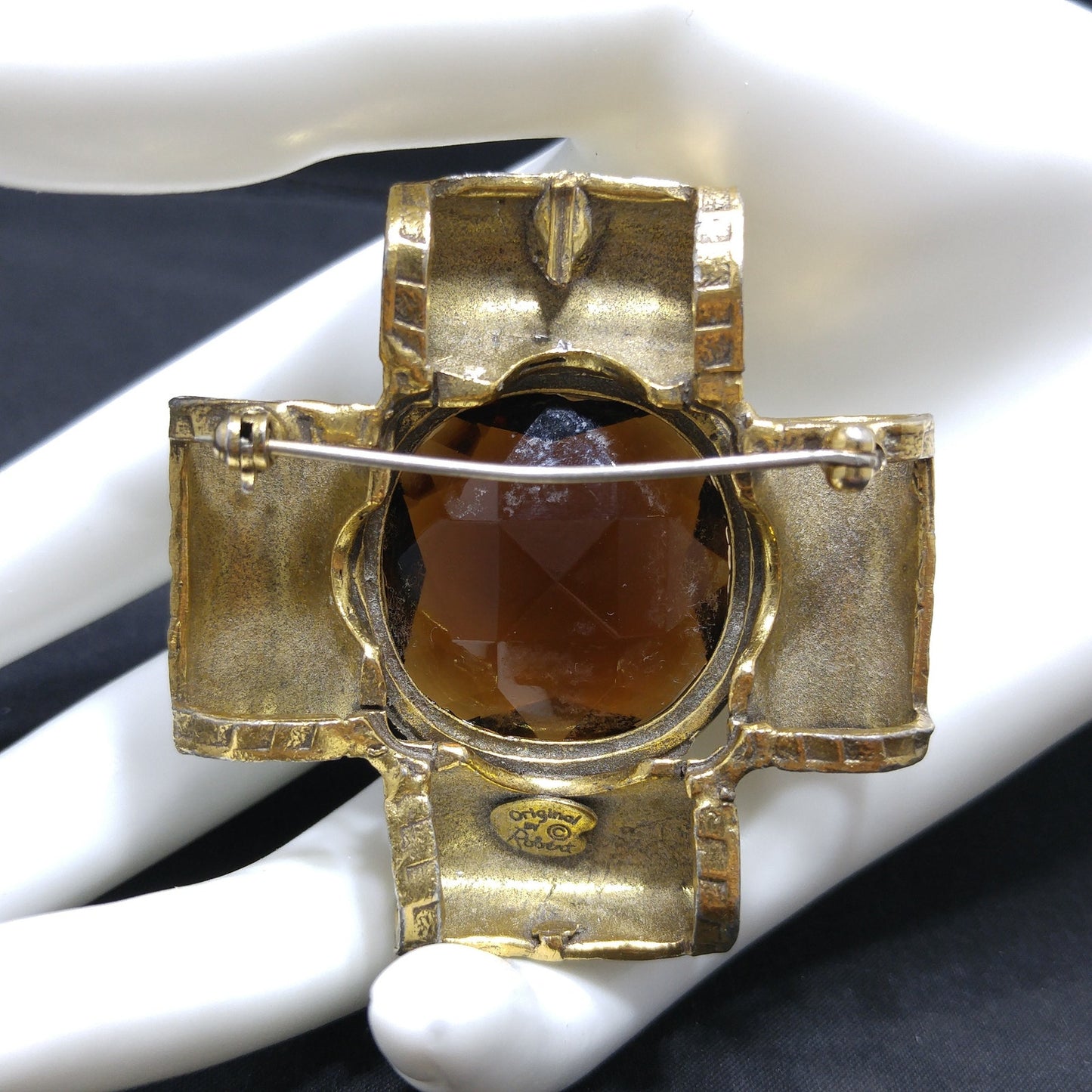 Mid-Century "Original By Robert" Topaz Glass Brooch Pendant, Gold Plated, 1950s Vintage Jewelry