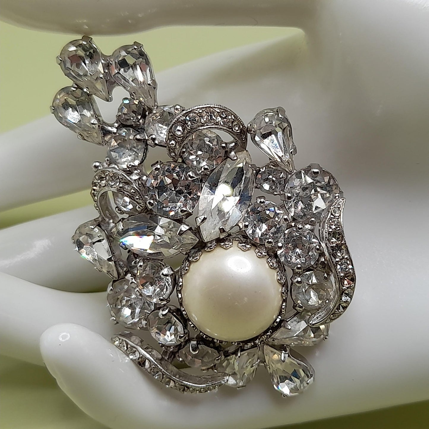 Vintage Weiss Wedding Brooch, Clear Rhinestones, Rhodium Plated, 2 1/2 In