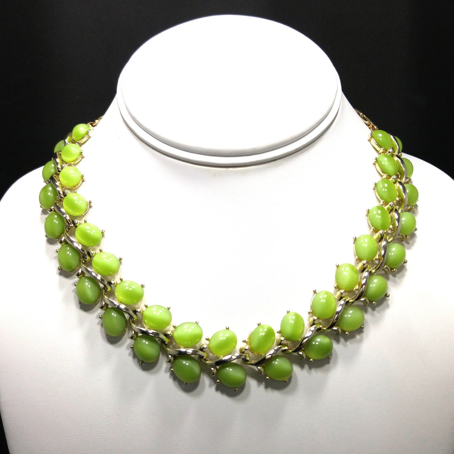 Light Green Lucite Choker Necklace, Gold Tone, 1950s Vintage Jewelry