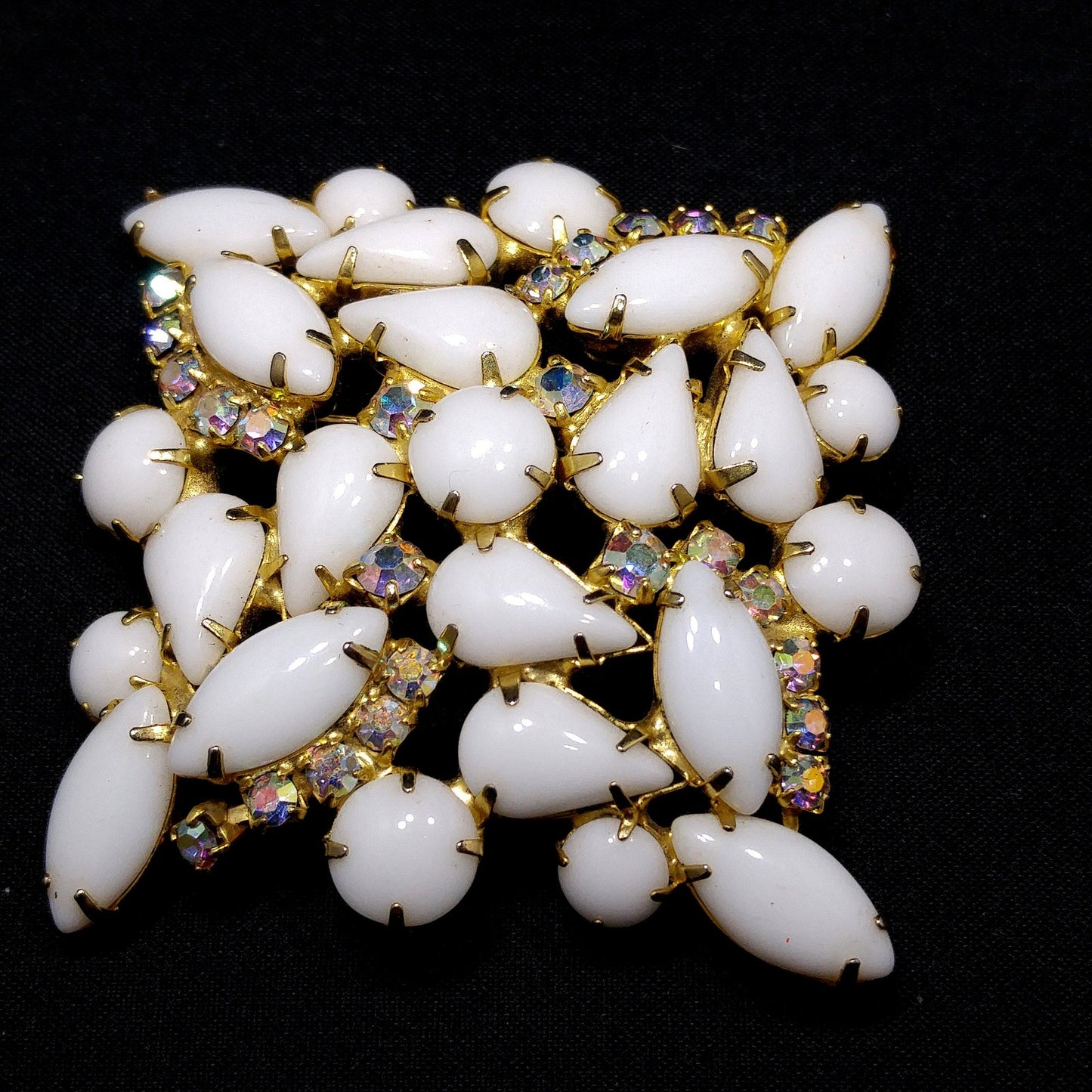 White Milk Glass AB Rhinestones Brooch, Aurora Borealis, Gold Plated, 1960s Vintage Jewelry