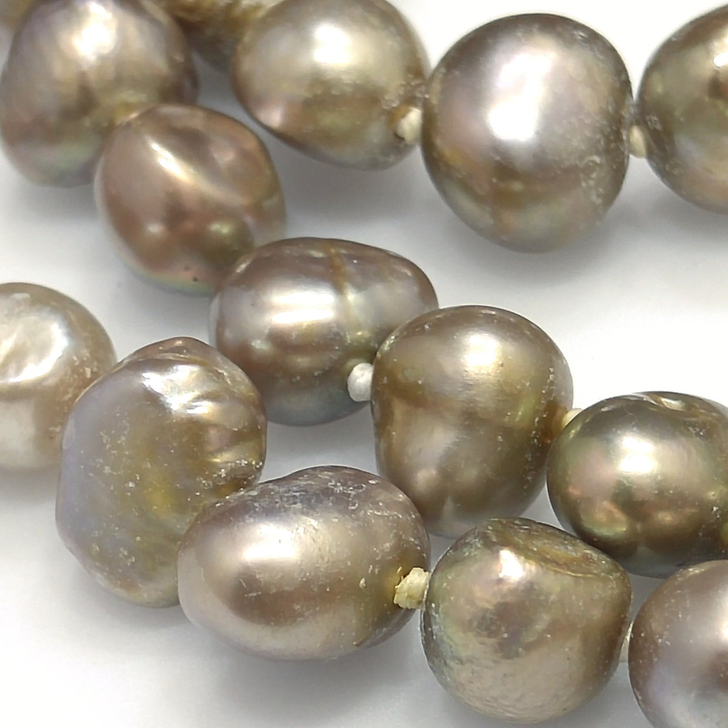 Fresh Water Pearl Necklace, Hand Knotted, Vintage Jewelry