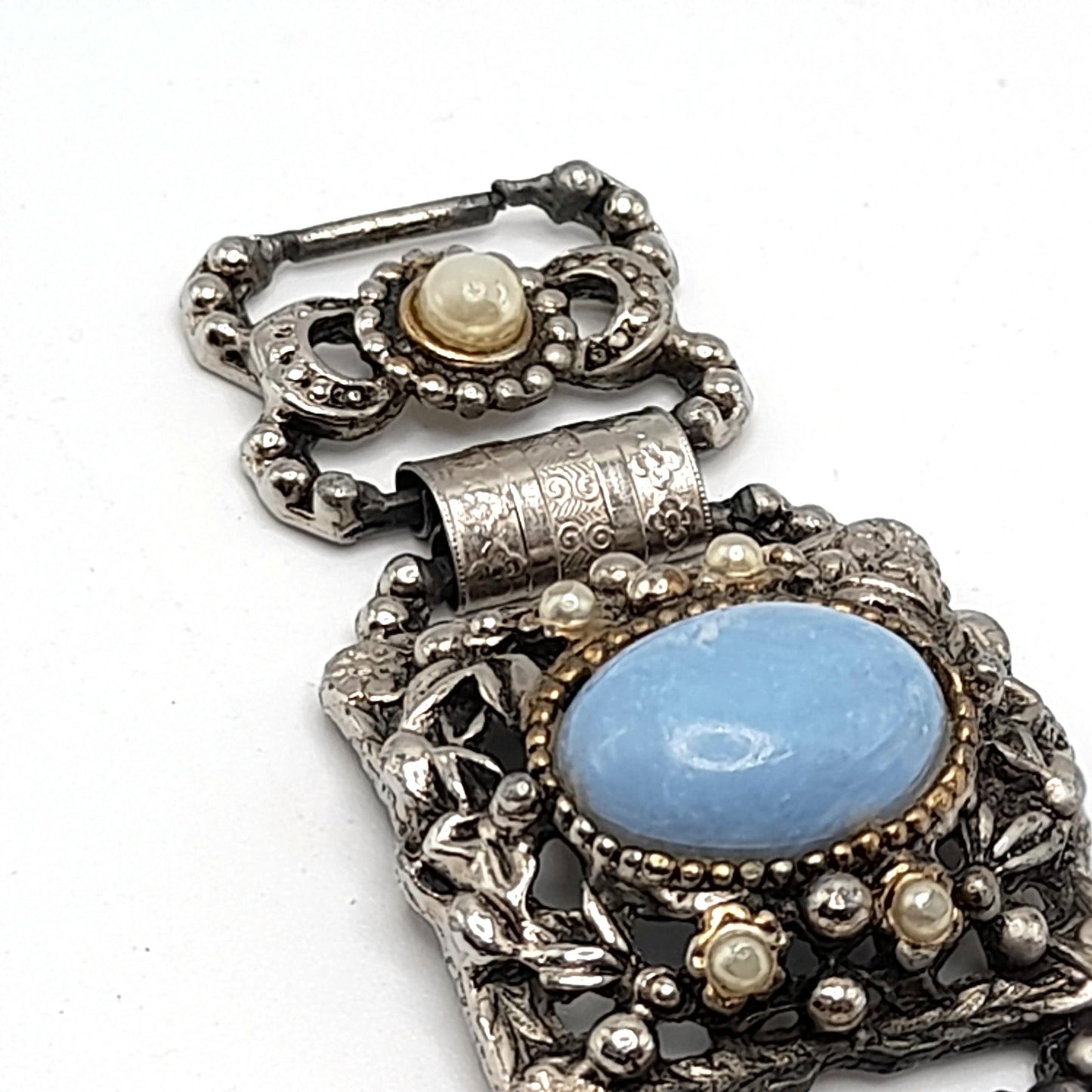 Vintage Blue Lucite Book Chain Bracelet, Faux Pearls, Silver Tone, 1950s, 7 3/4"