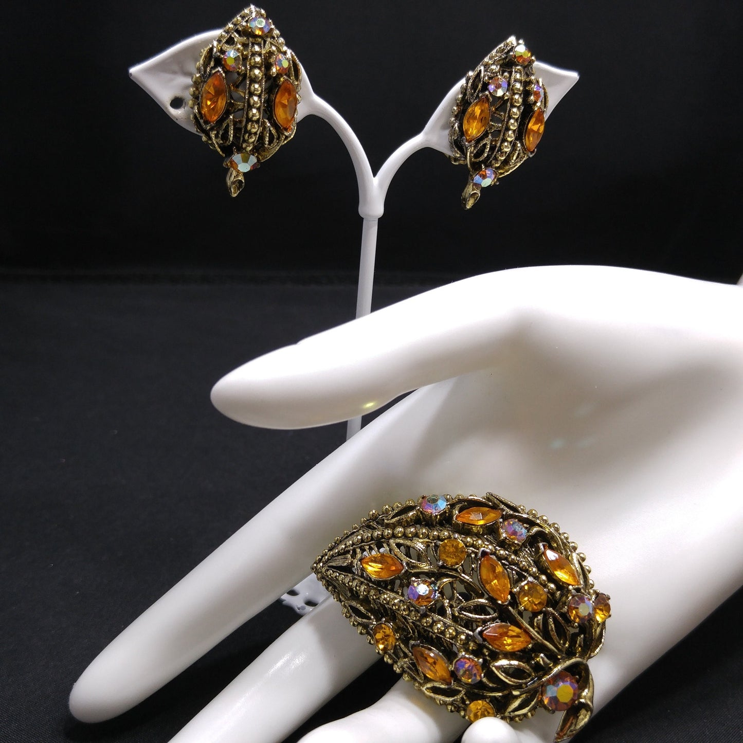 Light Topaz AB Rhinestone Leaves Brooch Earrings Set, 1970s Vintage Jewelry