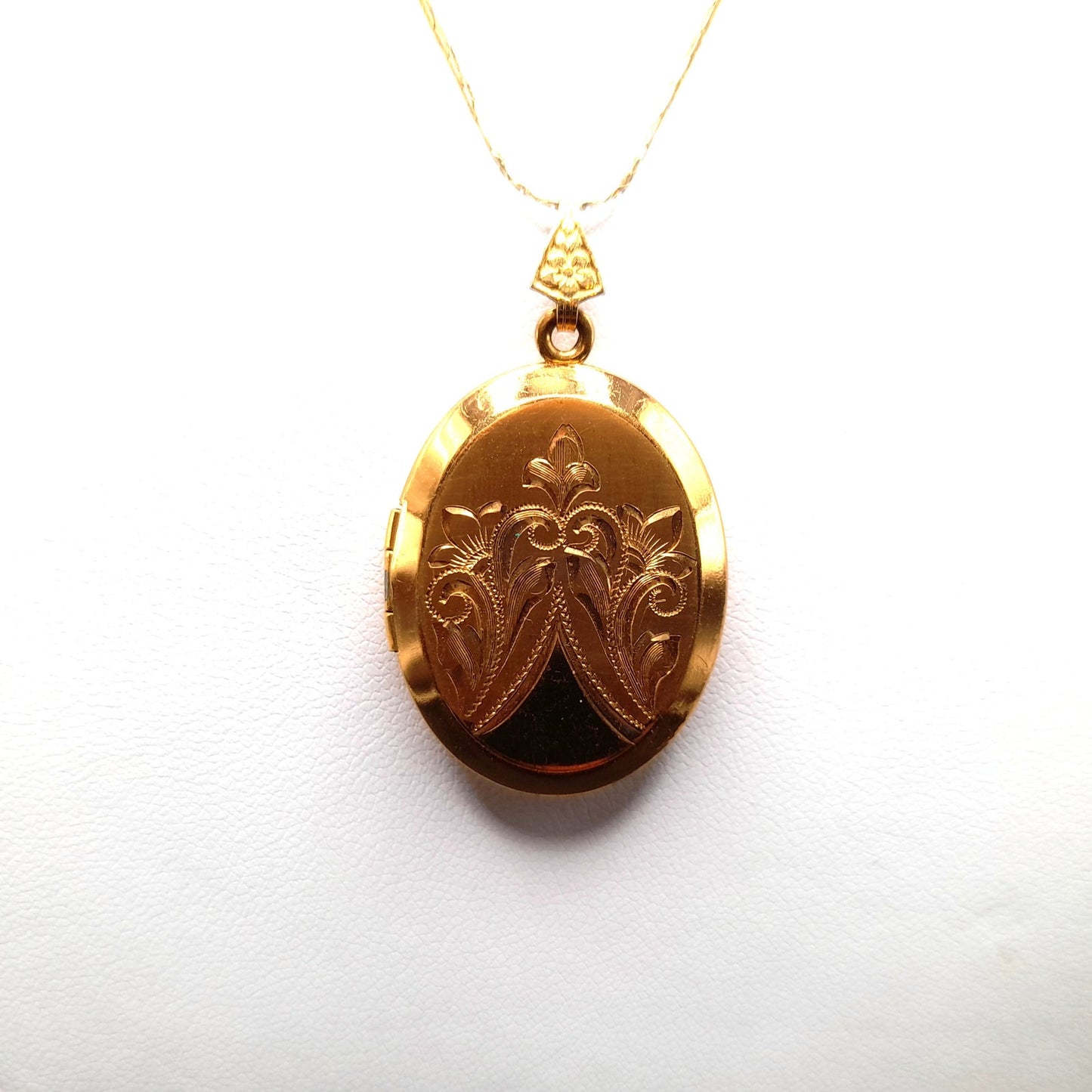 Liberty Gold Filled Locket, Crown Trifari Gold Plated Chain, 1950s Vintage Jewelry