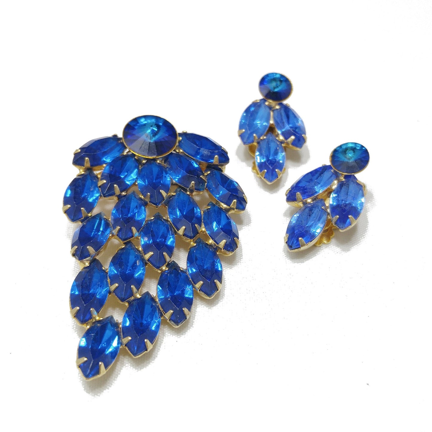 Mid Century Blue Rivoli Brooch & Earrings, Gold Plated, 1960s Vintage Jewelry