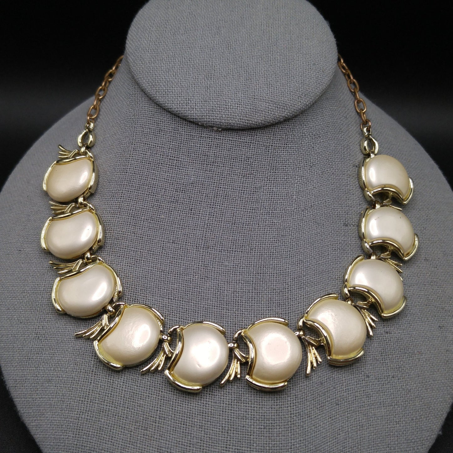 Creamy White Pearled Link Choker Necklace, Mid-Century, Gold Tone, 1950s Vintage Jewelry