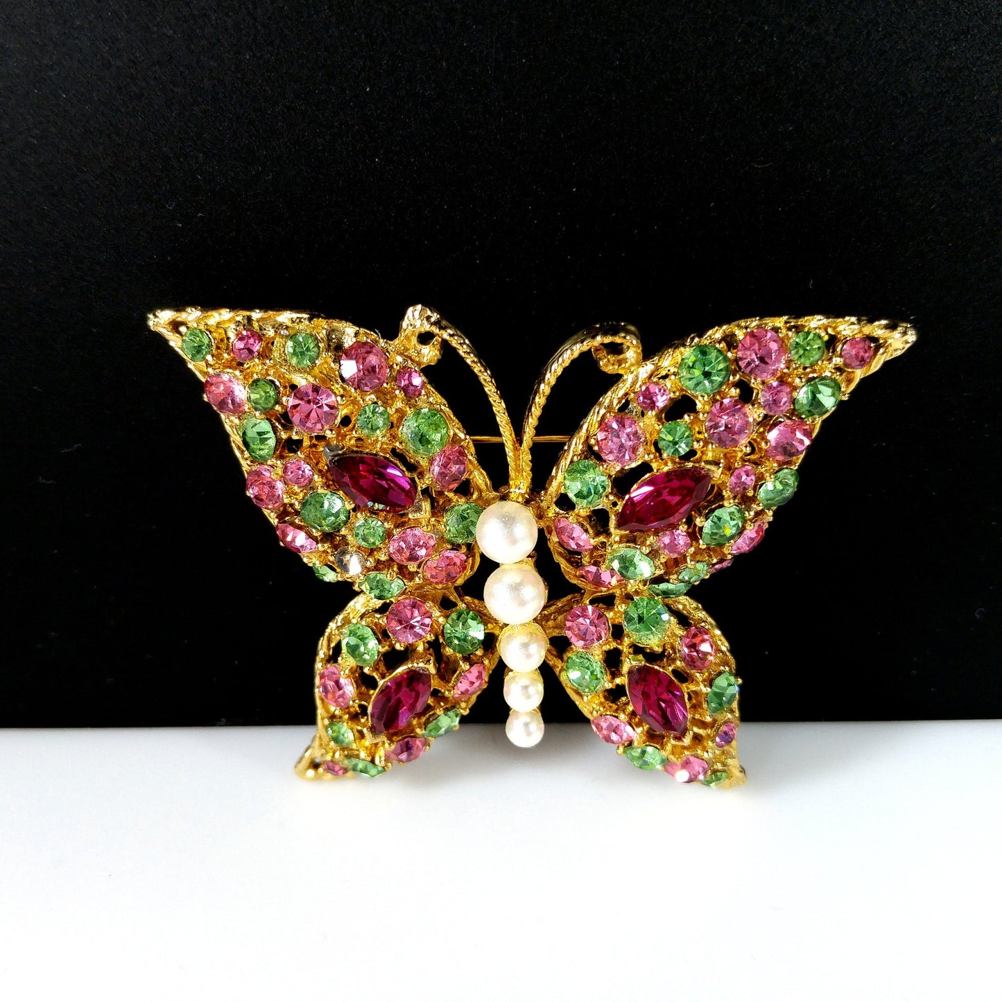 Vintage Pastel Rhinestone Butterfly Brooch, Faux Pearl Body, Uranium Glass, Vintage Jewelry