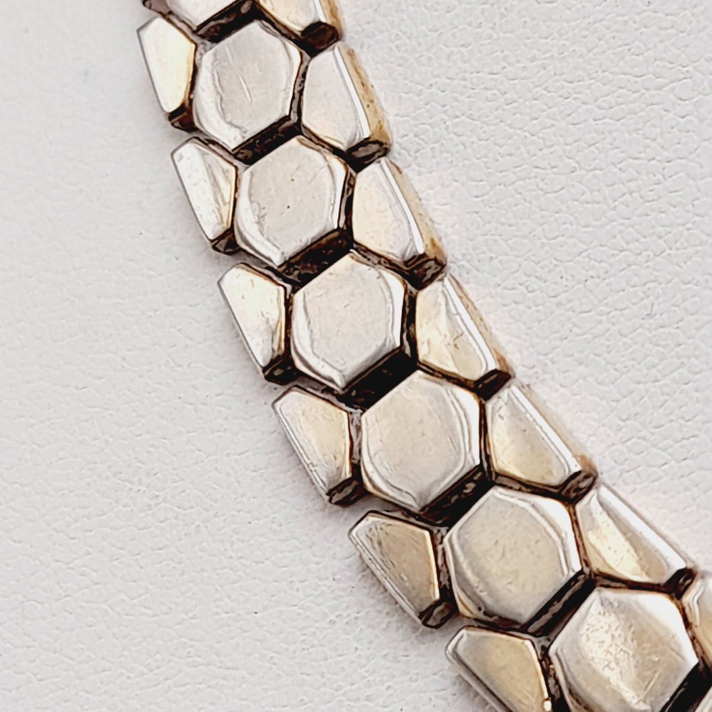 Vintage 1940s Crown Trifari Alfred Philippe Honeycomb 14 Inch Choker Necklace