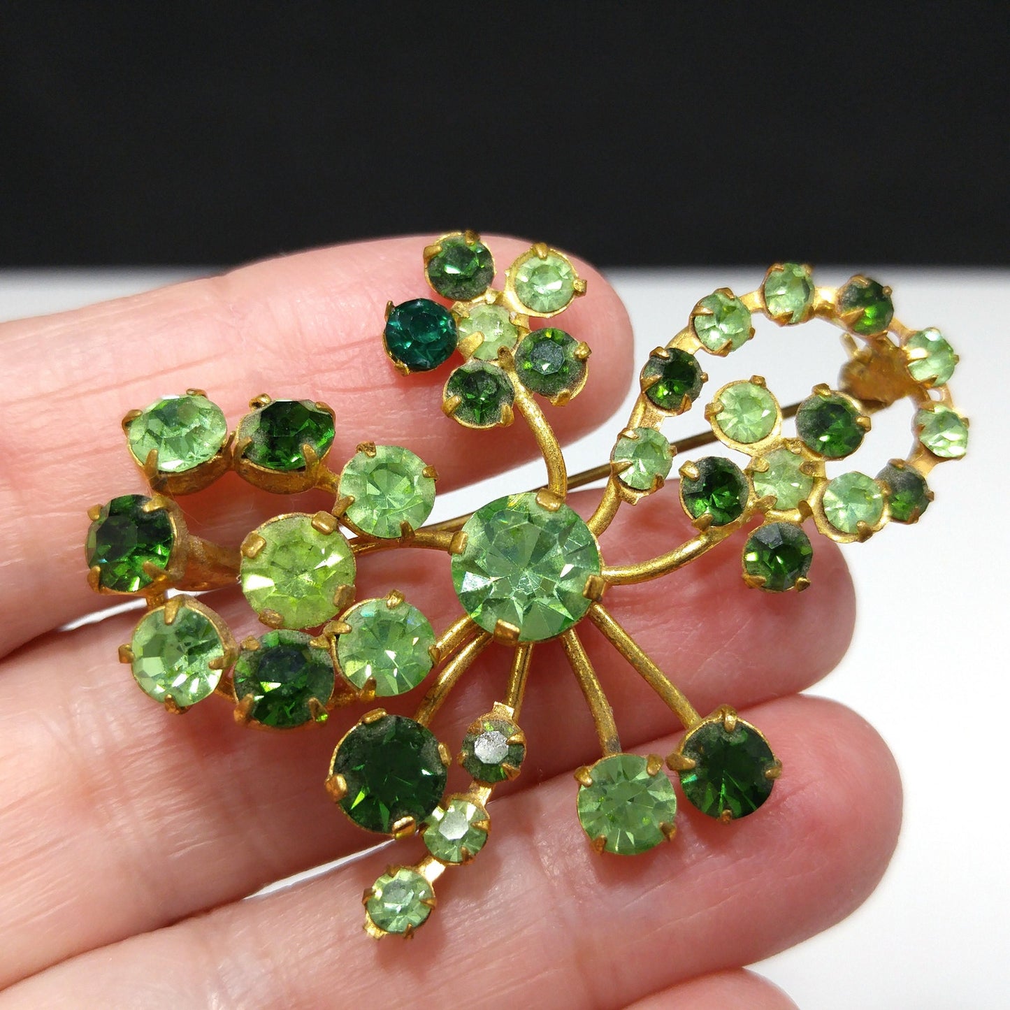 Vintage 1950s Austrian Green Rhinestone & Uranium Glass Brooch – Floral Design
