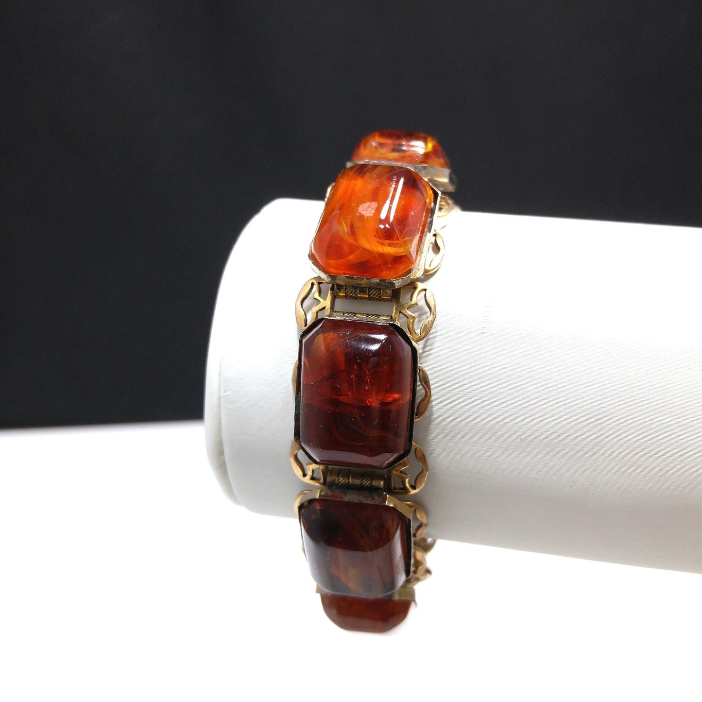 Book Chain Brown Art Glass Bracelet, Victorian Revival, Gold Plated, 1950s Vintage Jewelry