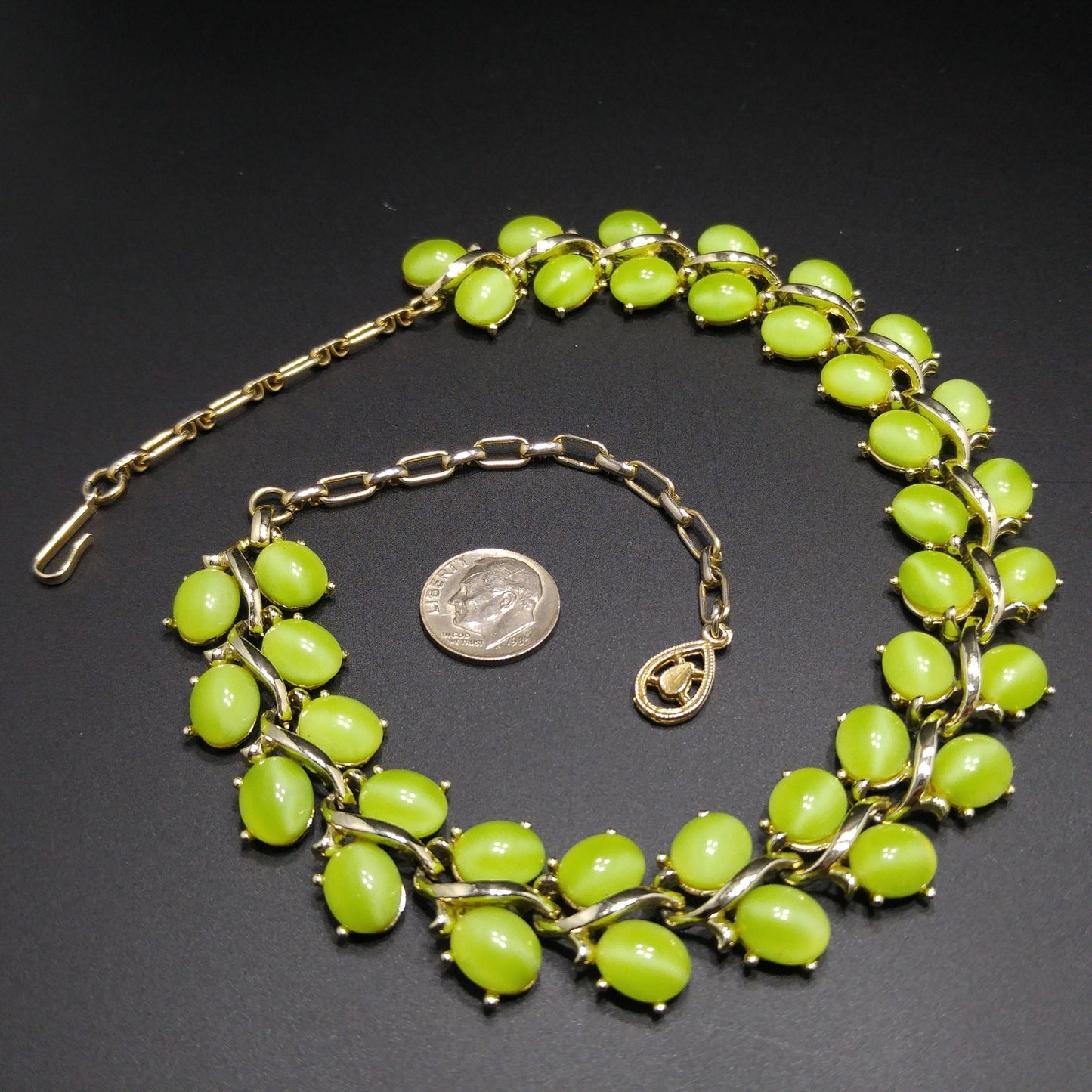 Light Green Lucite Choker Necklace, Gold Tone, 1950s Vintage Jewelry