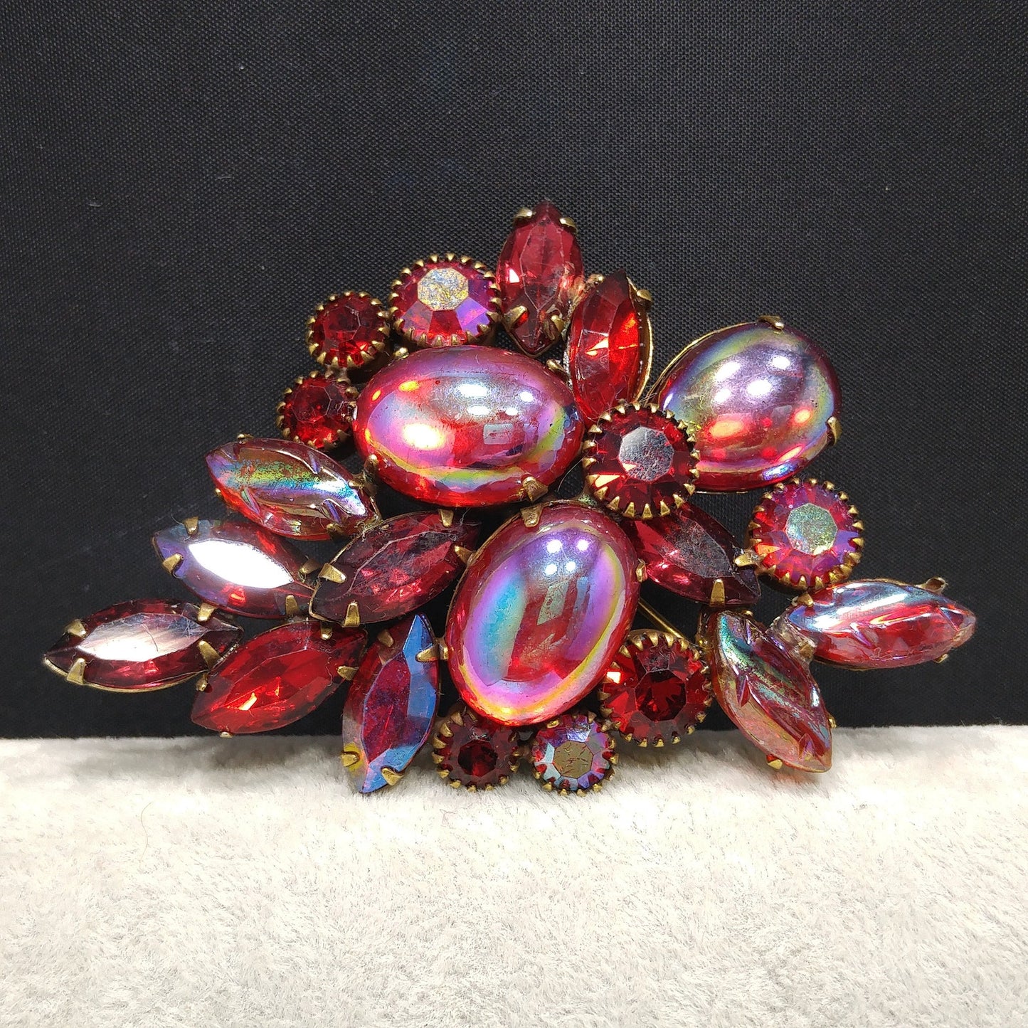 Kramer Red Iridescent Rhinestone Brooch, Aurora Borealis Rhinestones, 1960s Vintage Jewelry