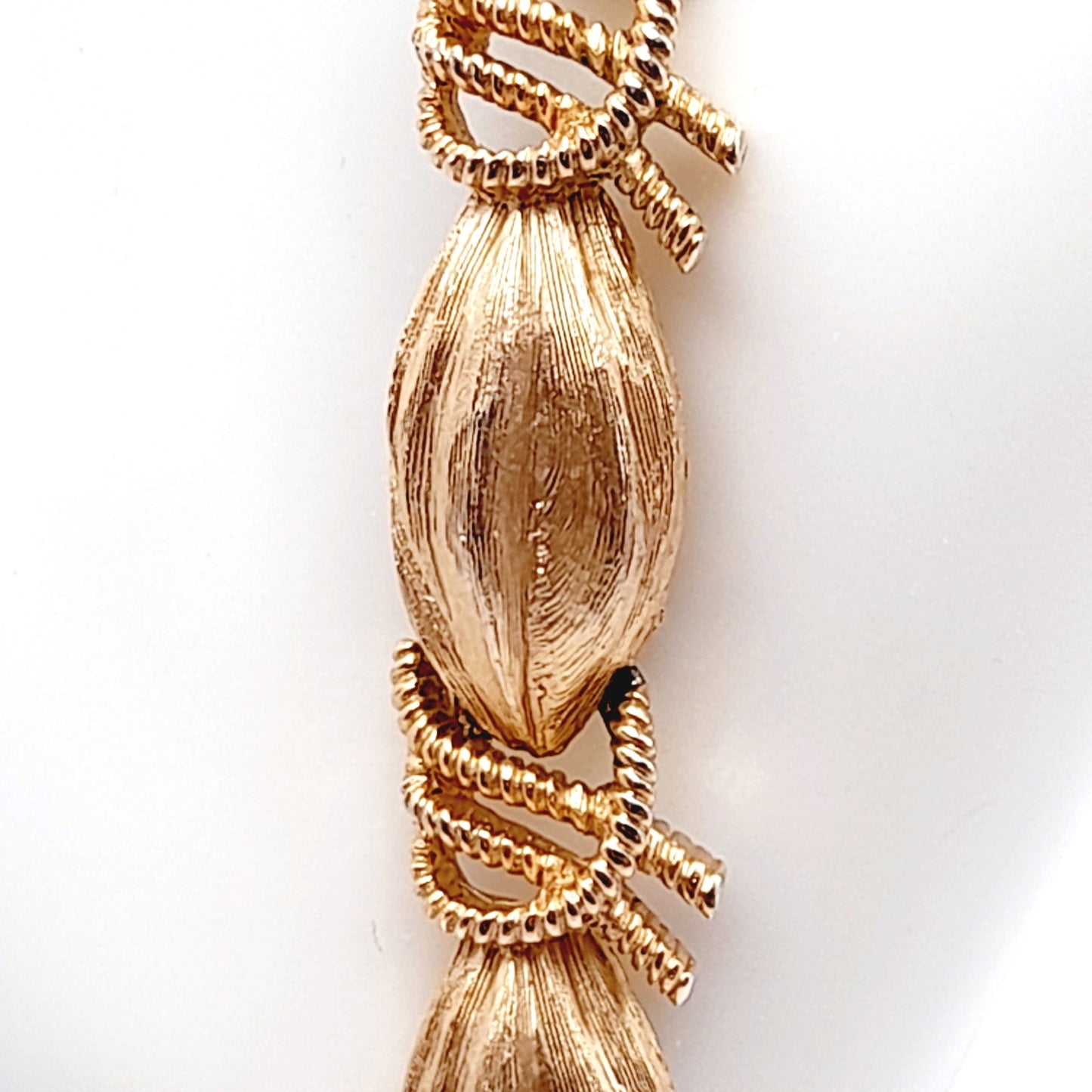Vintage Crown Trifari Ribbon Gold Plated Bracelet, 7 1/8 Inches