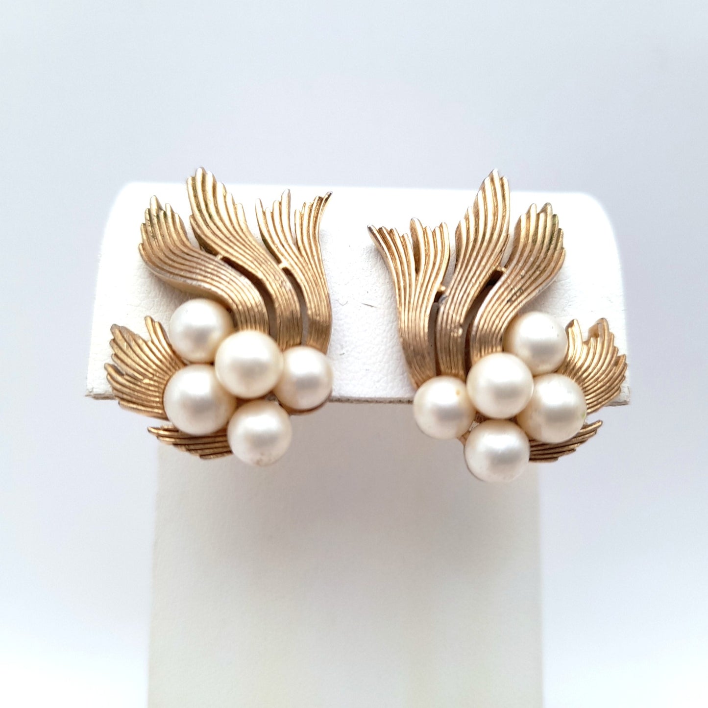 Vintage Crown Trifari Faux Pearl Clip Earrings – Gold Tone Designer Jewelry